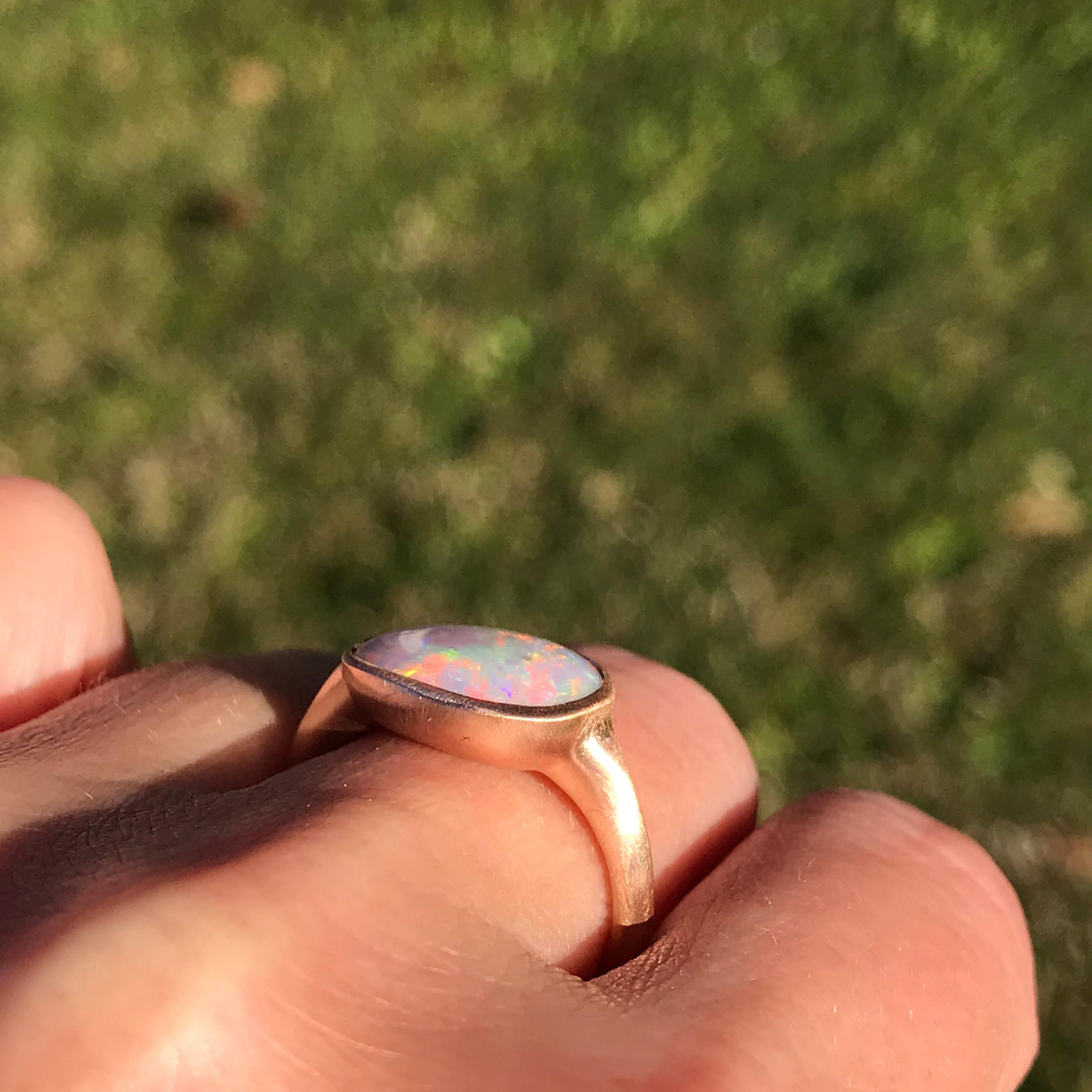 Cabochon Dalben Lightning Ridge Australian Crystal Opal Rose Gold Ring For Sale