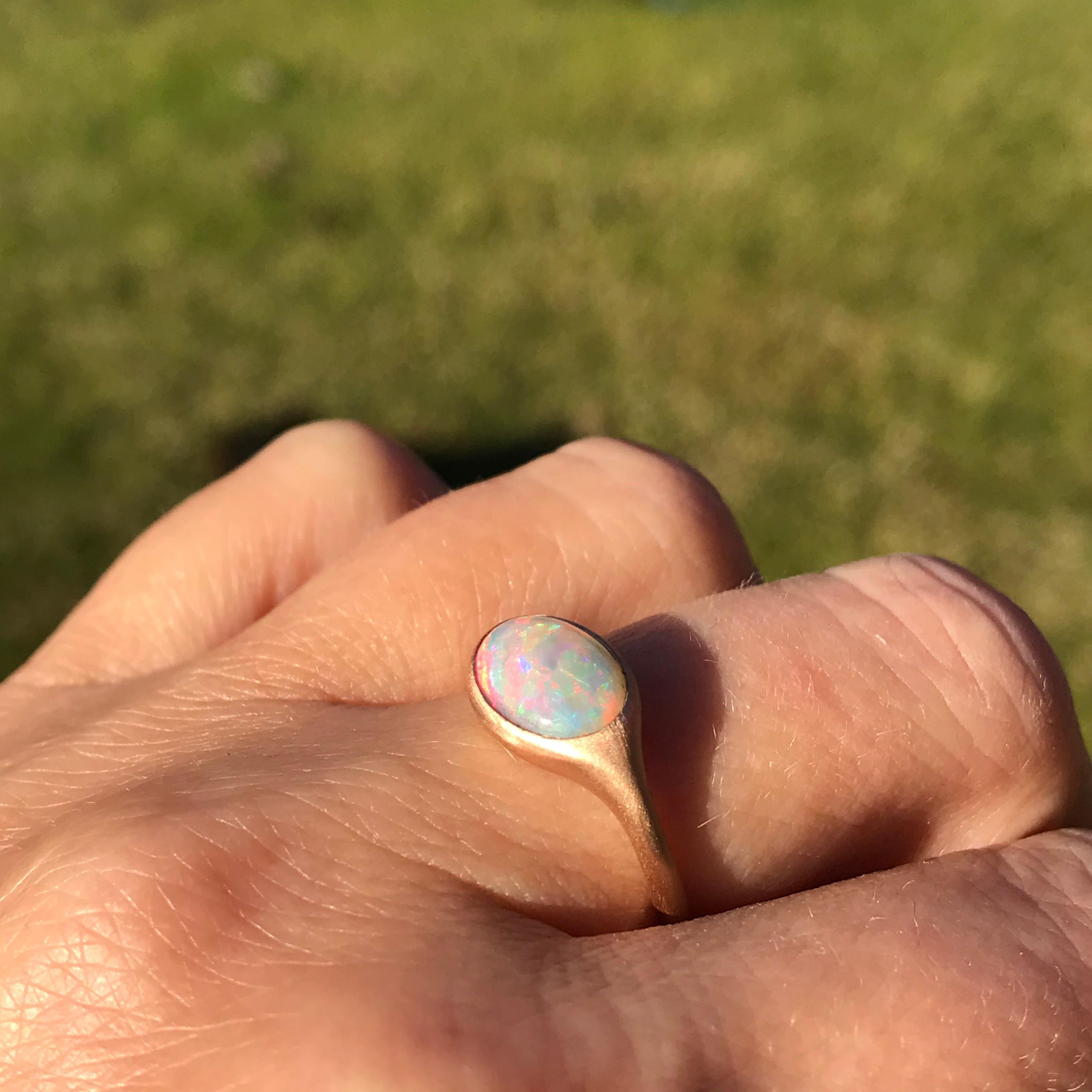 Cabochon Dalben Lightning Ridge Oval Australian Crystal Opal Rose Gold Ring