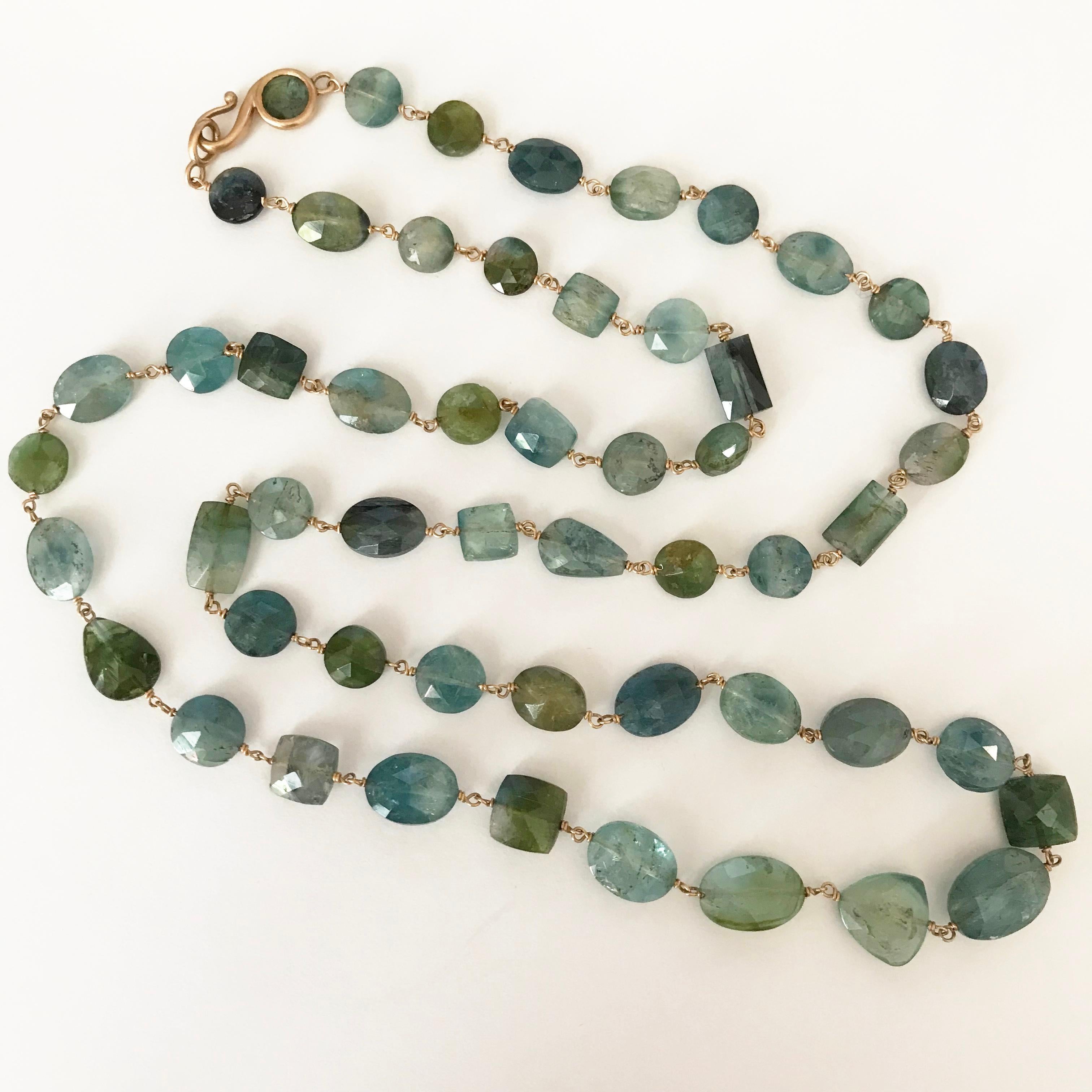 Dalben design hand crafted necklace composed of 120 carat mixed faceted cut natural  green tourmaline and 18 k rose gold in rosary style. 
the rose gold closure have a stone-setted round faceted tourmaline 
The necklace length is 28 inch (71 cm)