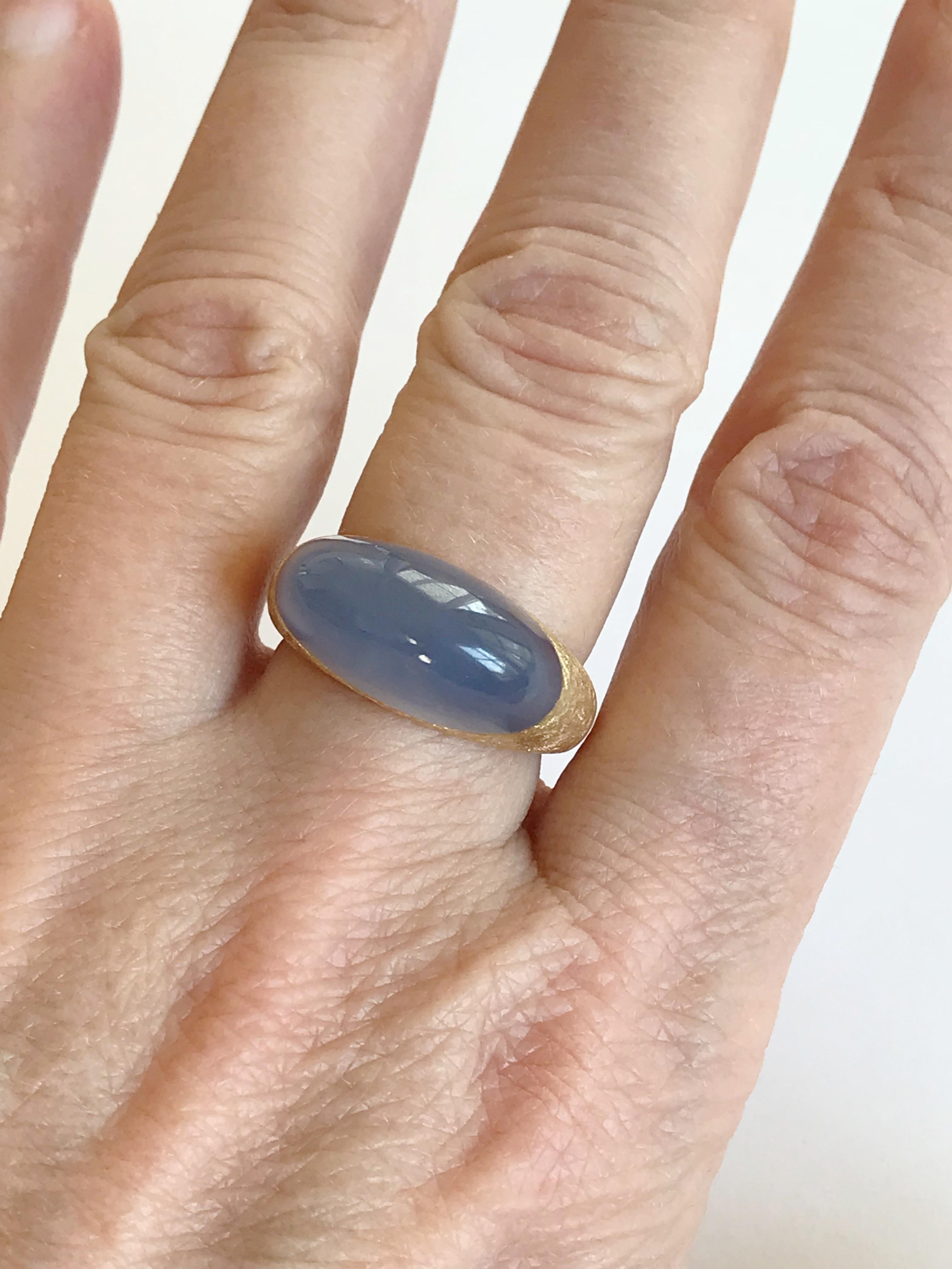 Dalben Namibian Chalcedony Gold Ring For Sale 1