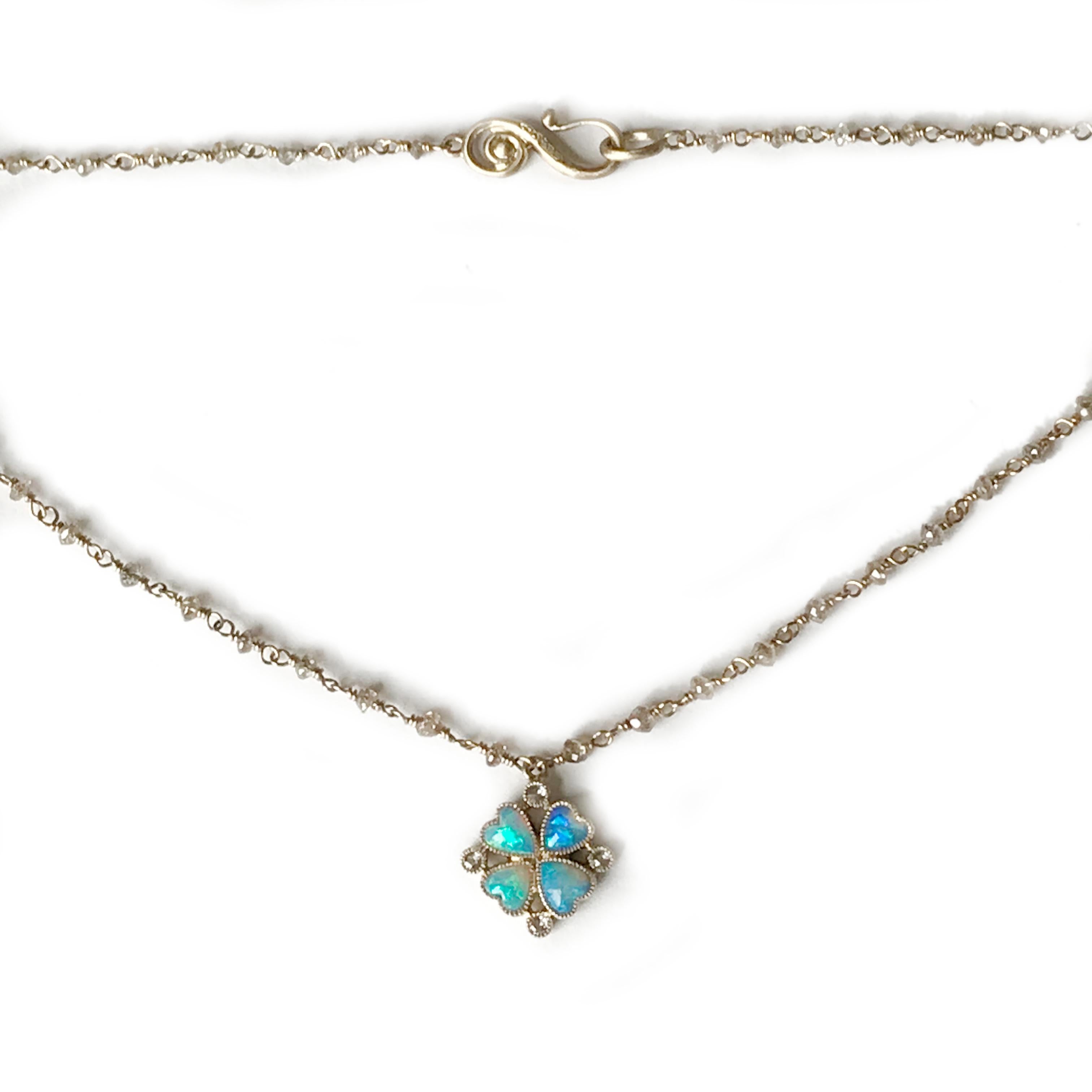 Dalben Opal Diamant Gold vierblättrige Kleeblatt-Rosa-Halskette (Rosenschliff) im Angebot