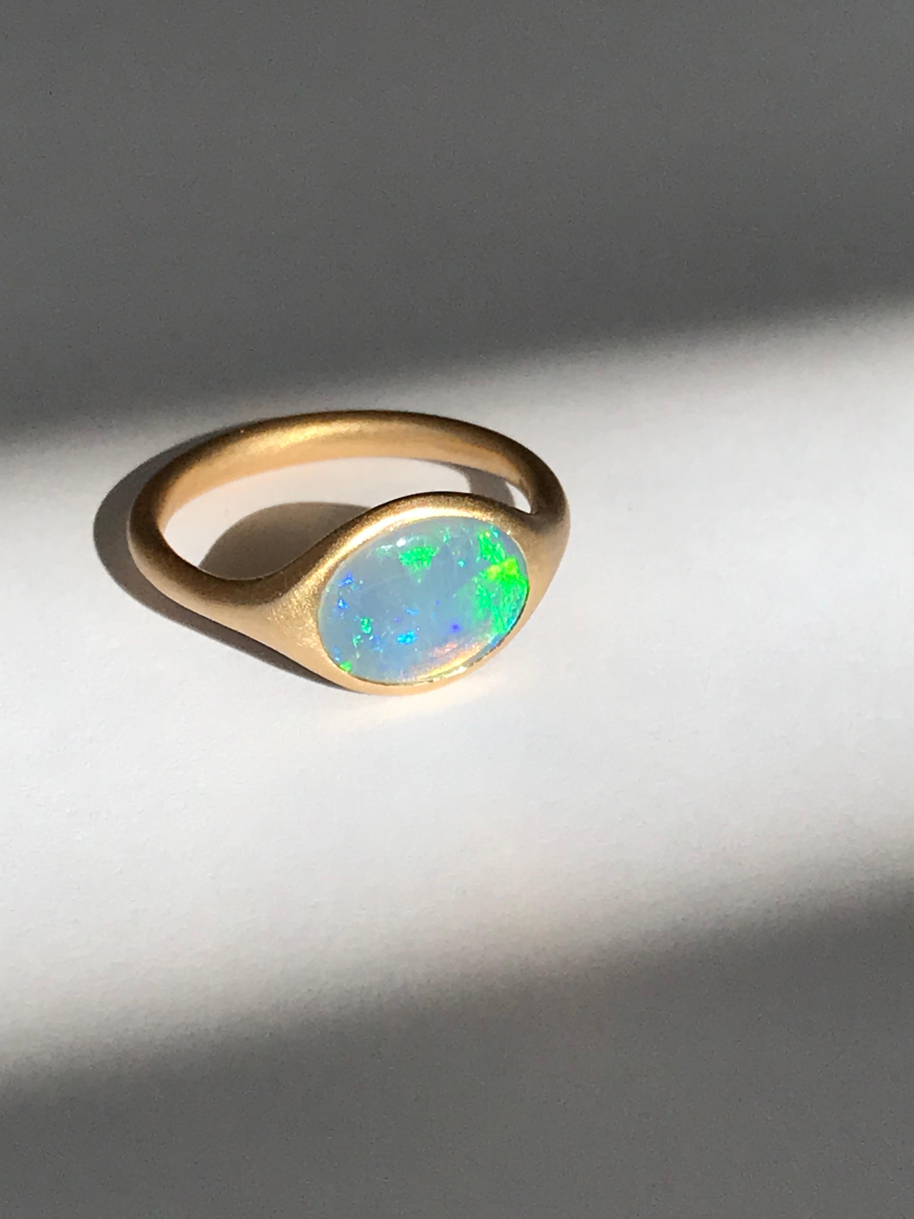 Dalben Oval Australian Crystal Opal Yellow Gold Ring For Sale 4