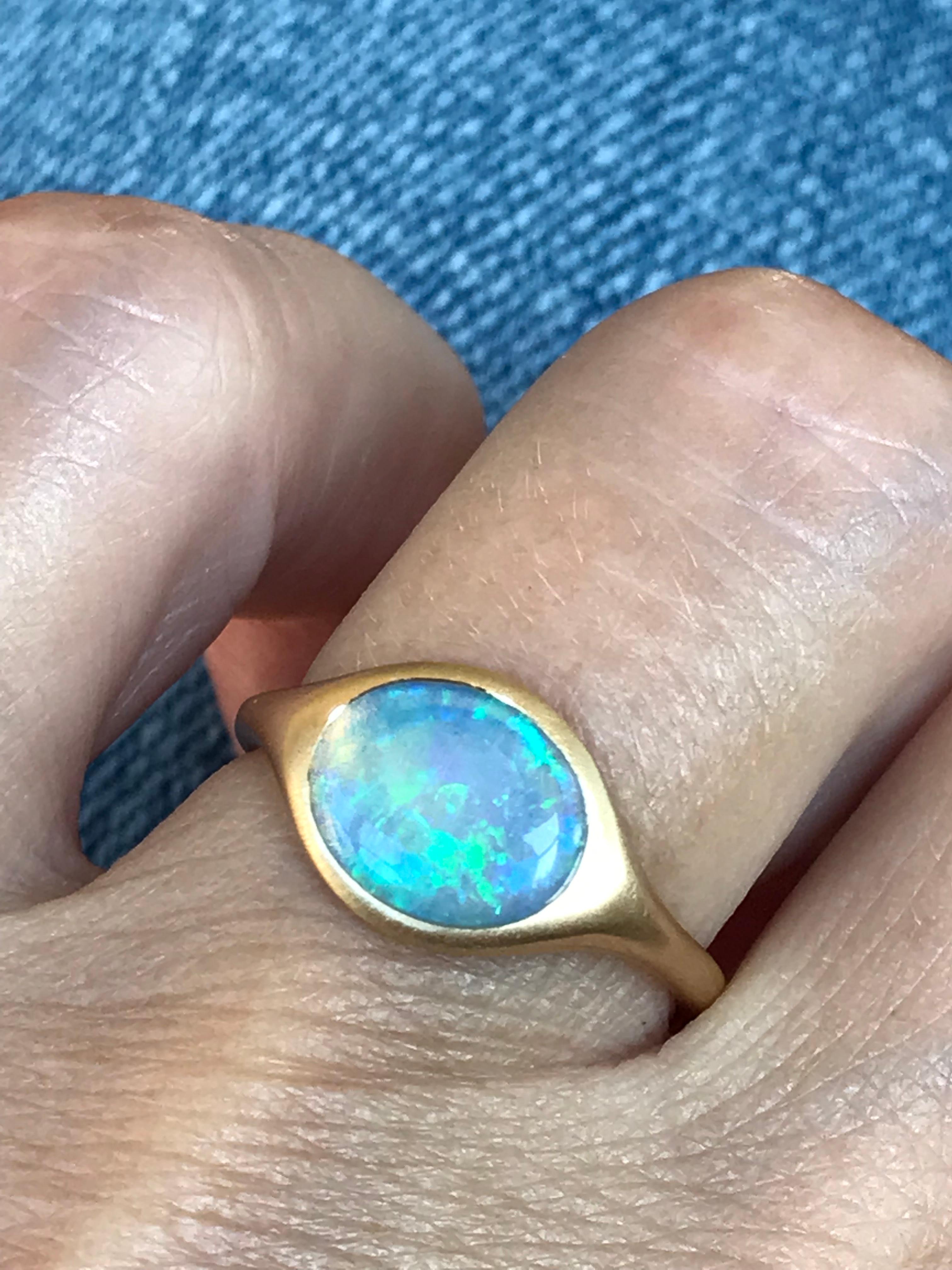 Dalben Oval Australian Crystal Opal Yellow Gold Ring For Sale 5