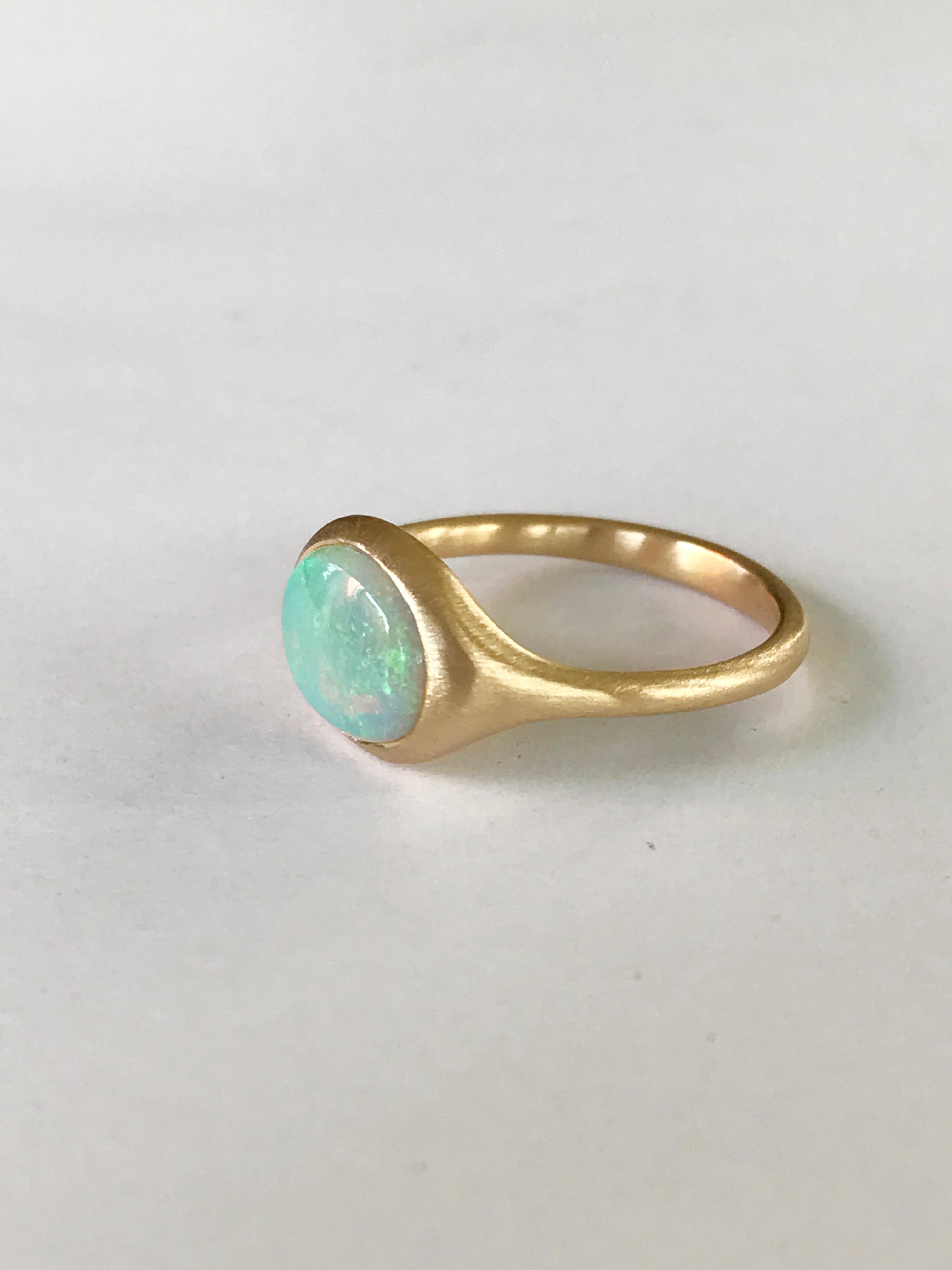 Dalben Oval australischer Kristall-Opal Gelbgoldring mit Opal im Angebot 2