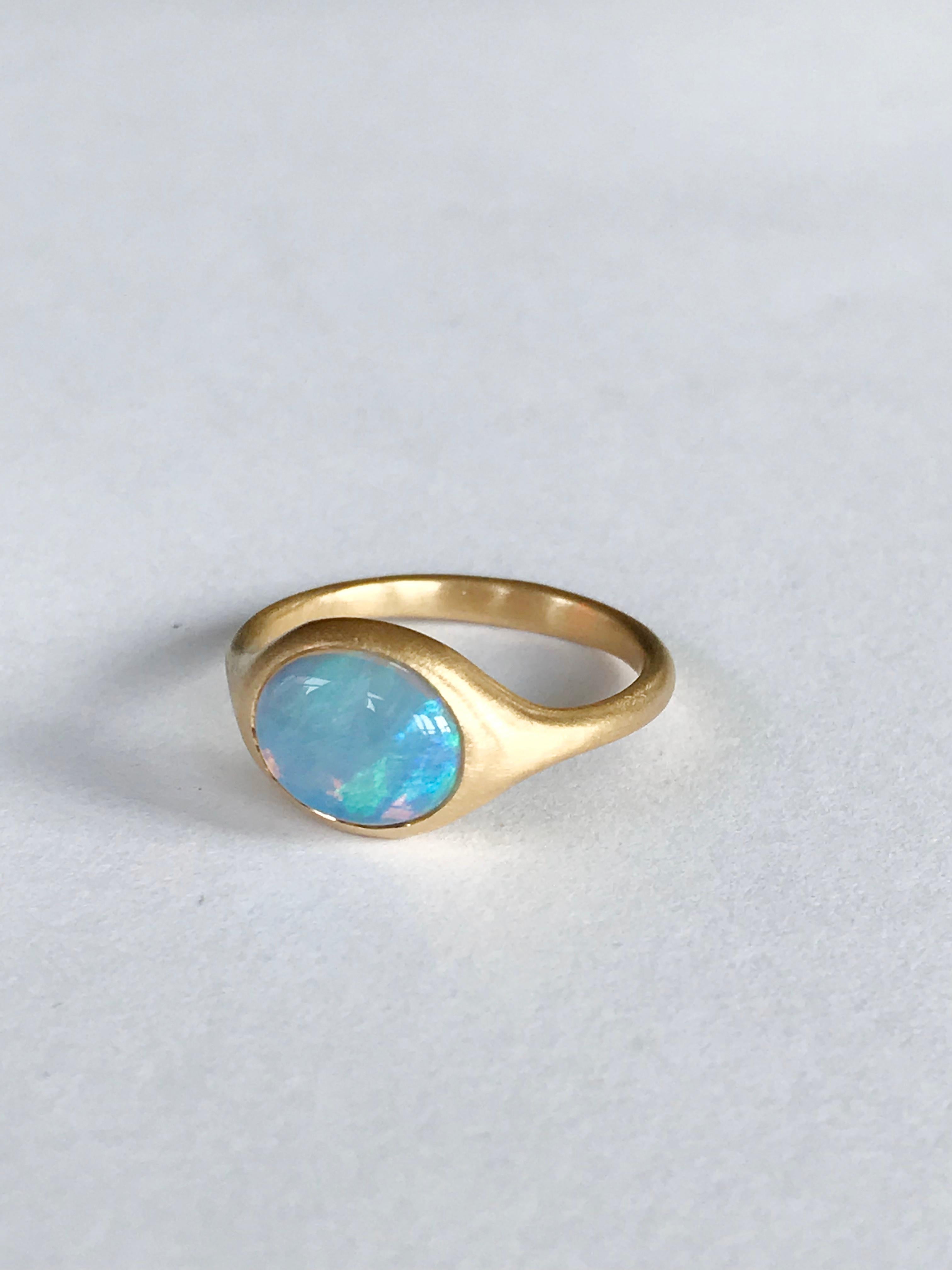 Dalben Oval australischer Kristall-Opal Gelbgoldring mit Opal im Angebot 3