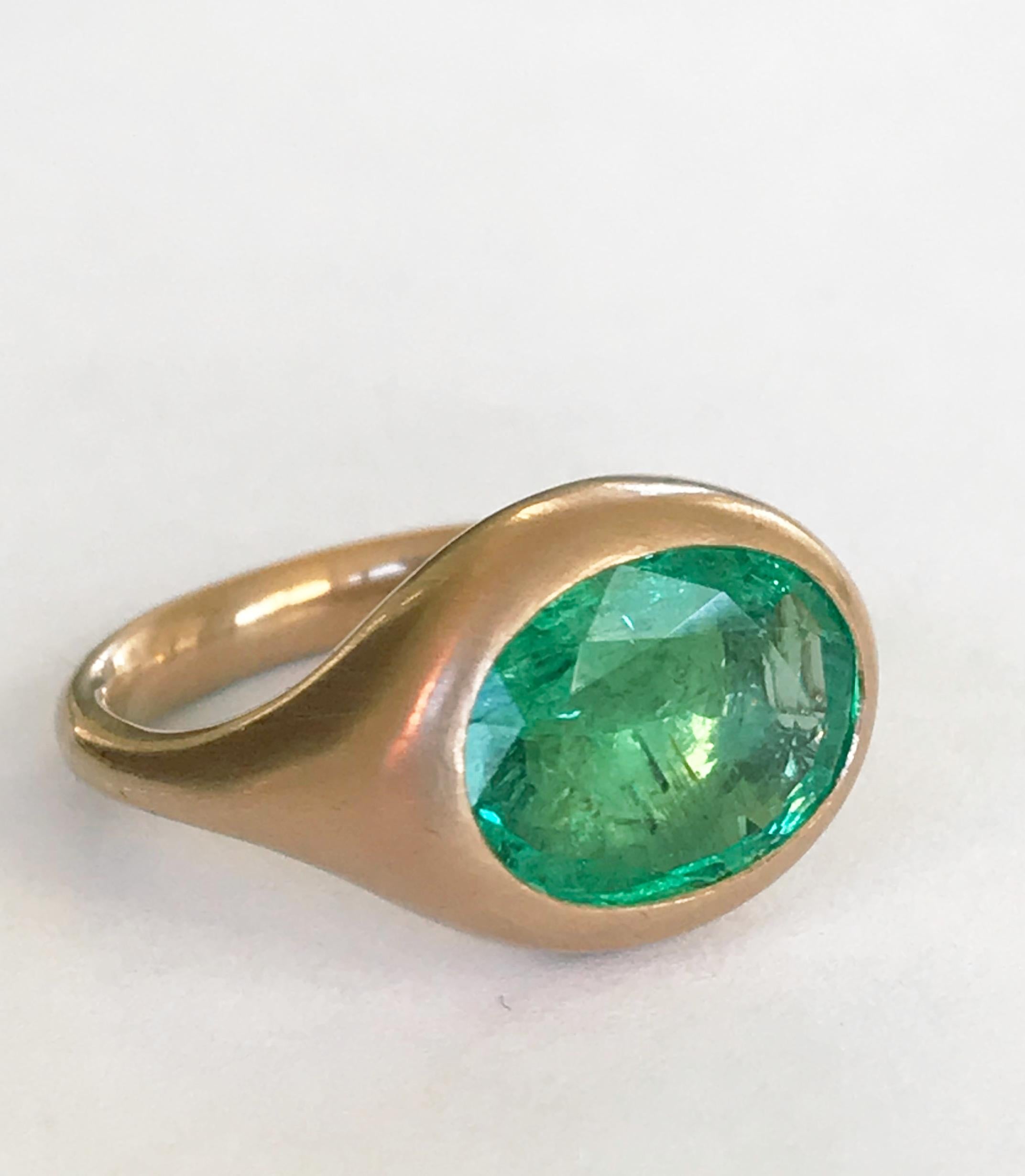 Dalben Oval Emerald Rose Gold Ring In New Condition In Como, IT