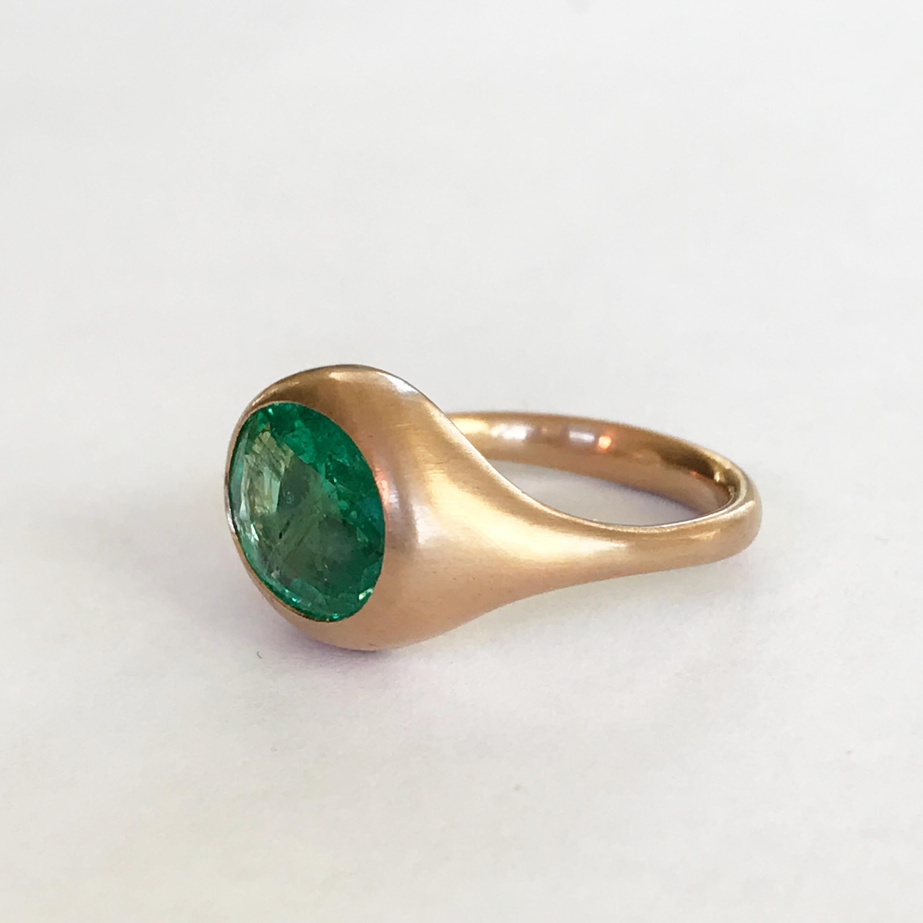 Dalben Oval Emerald Rose Gold Ring 1