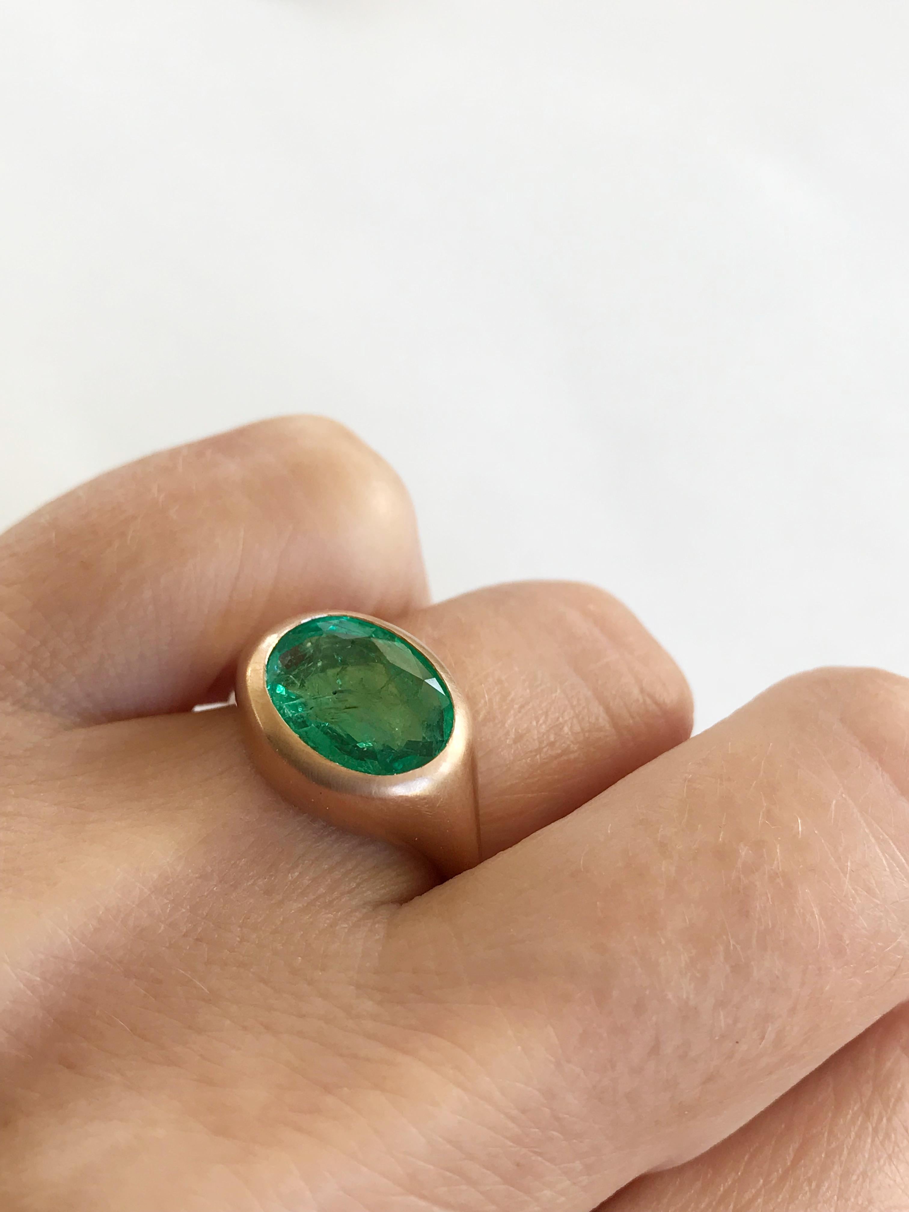 Dalben Oval Emerald Rose Gold Ring 2