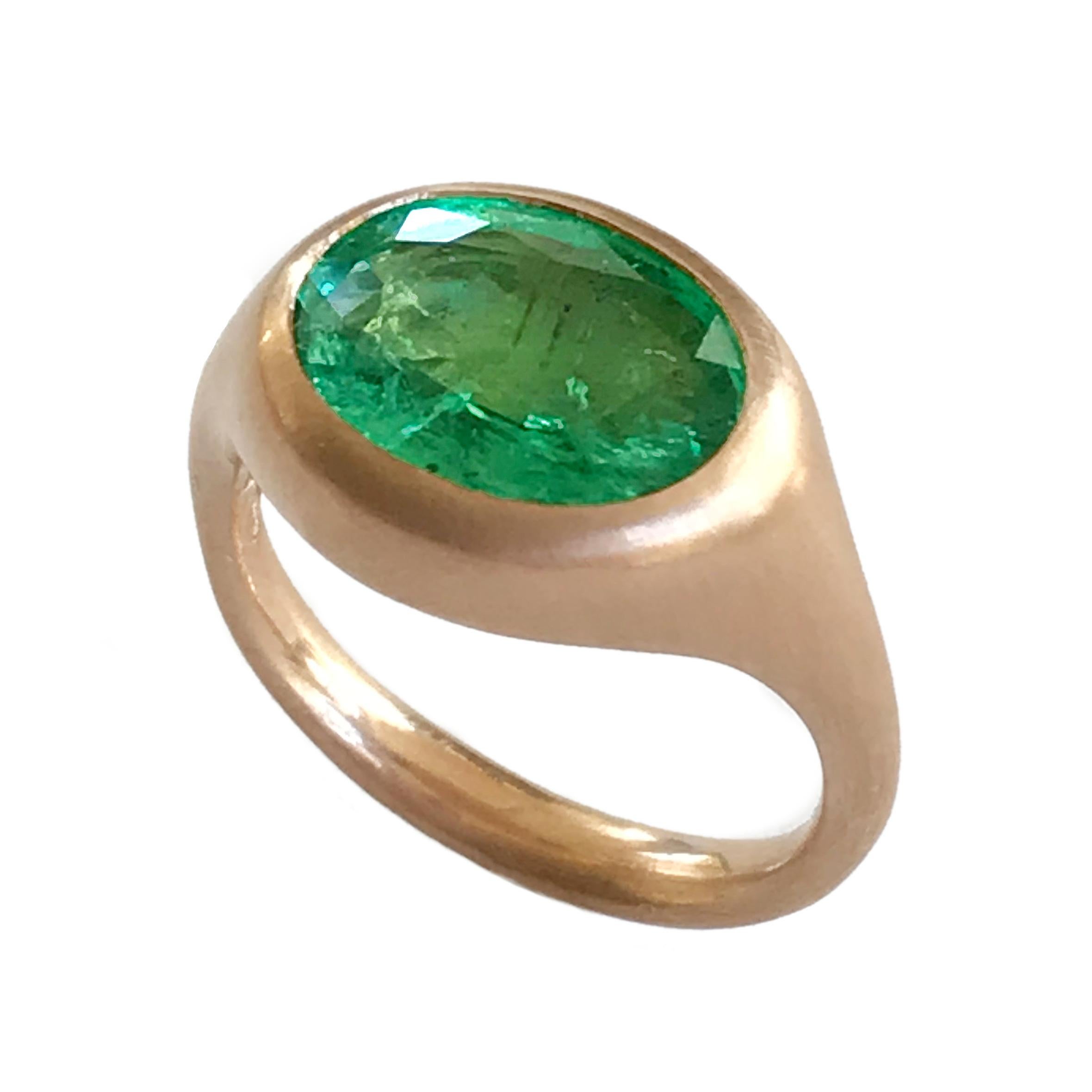 Dalben Oval Emerald Rose Gold Ring