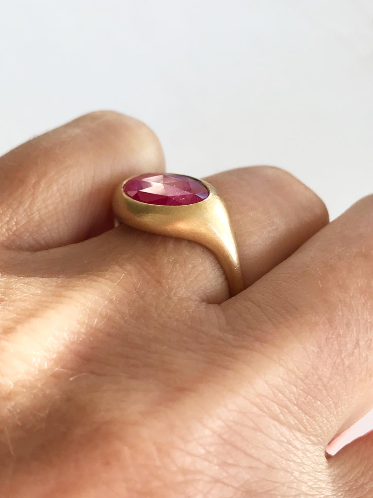 Dalben Oval Rose Cut Slice Ruby Yellow Gold Ring For Sale at 1stDibs