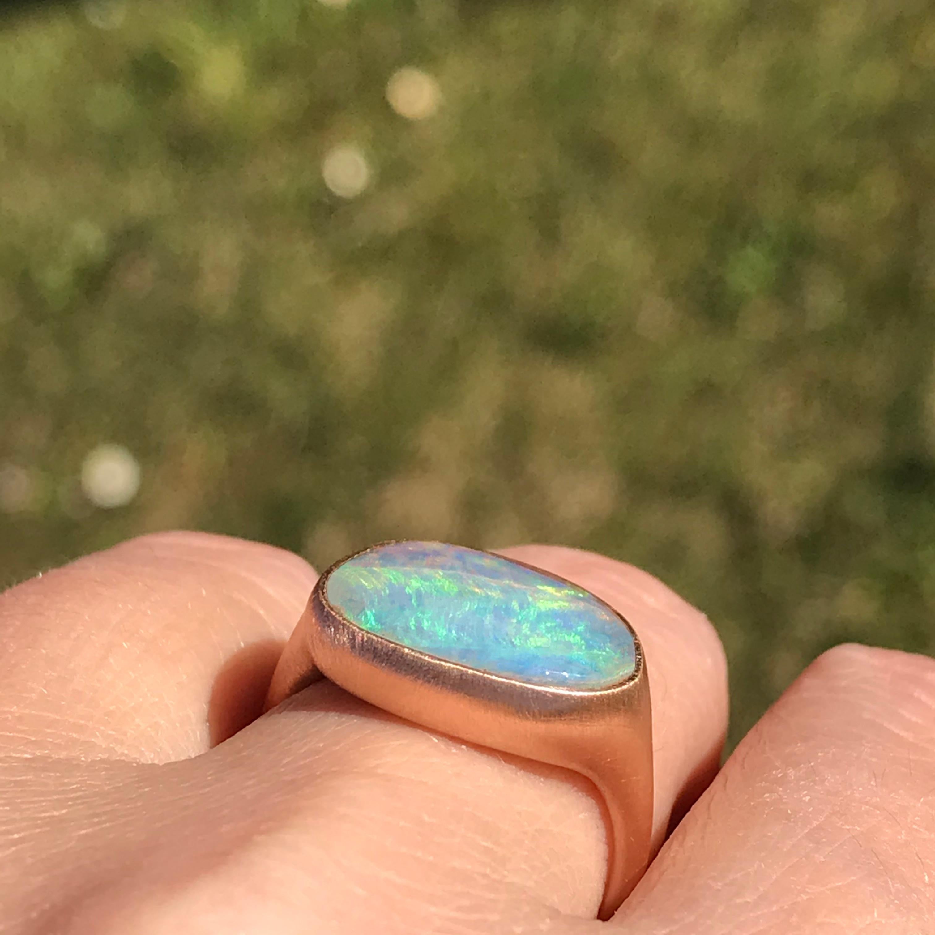 Dalben Rainbow Australian Boulder Opal Yellow Gold Ring In New Condition In Como, IT