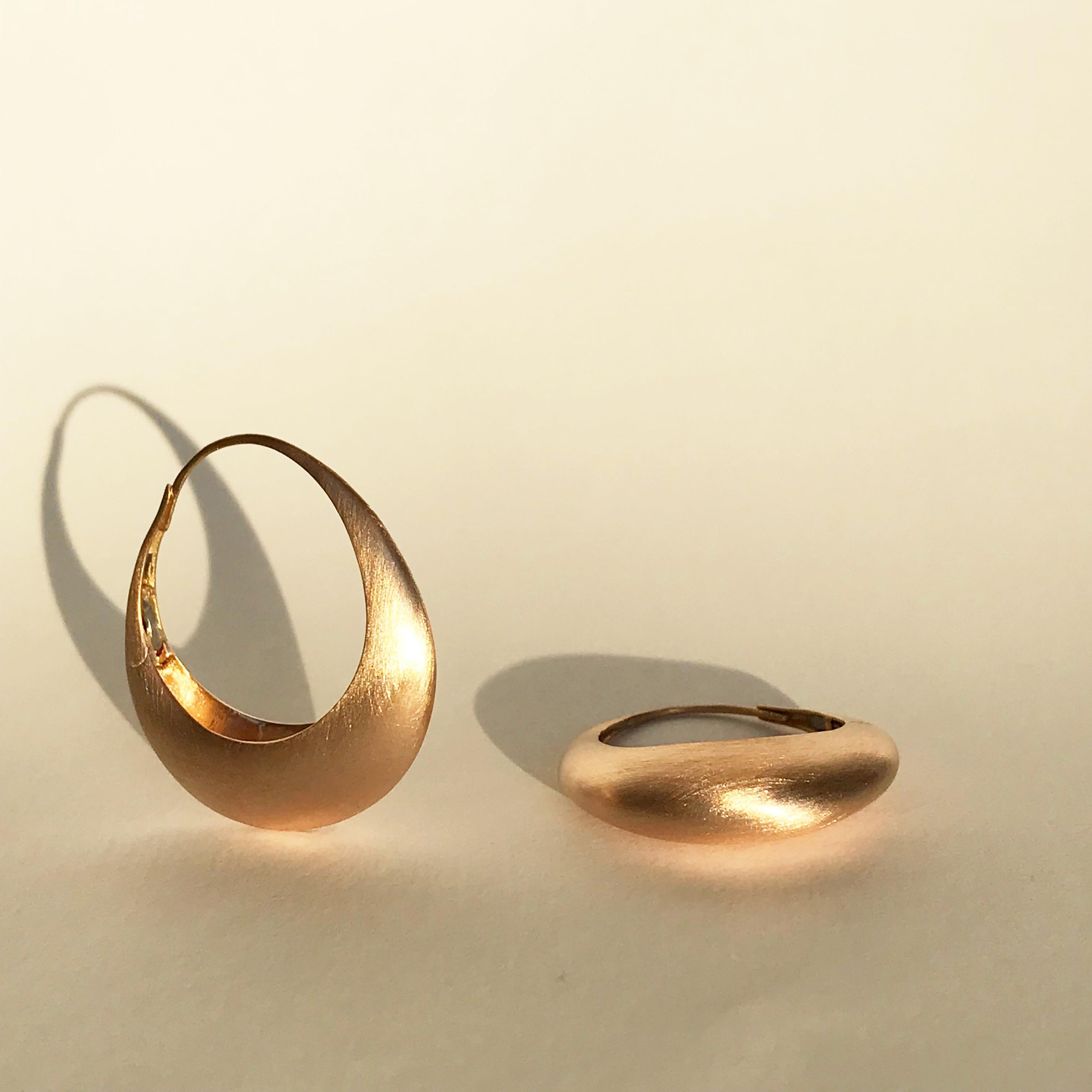 Dalben Rose Gold Hoop Earrings In New Condition In Como, IT