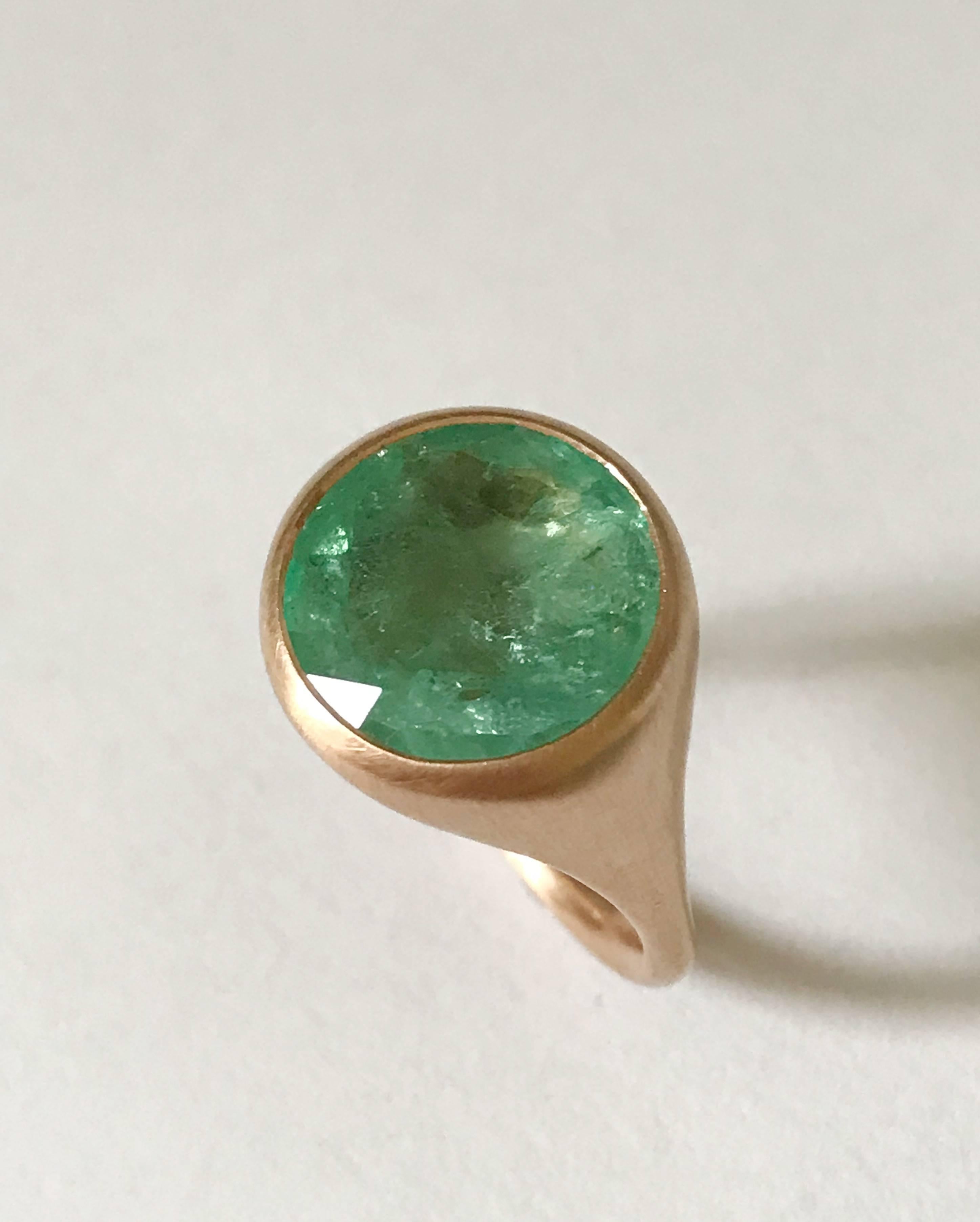 Dalben Round Emerald Rose Gold Ring In New Condition In Como, IT