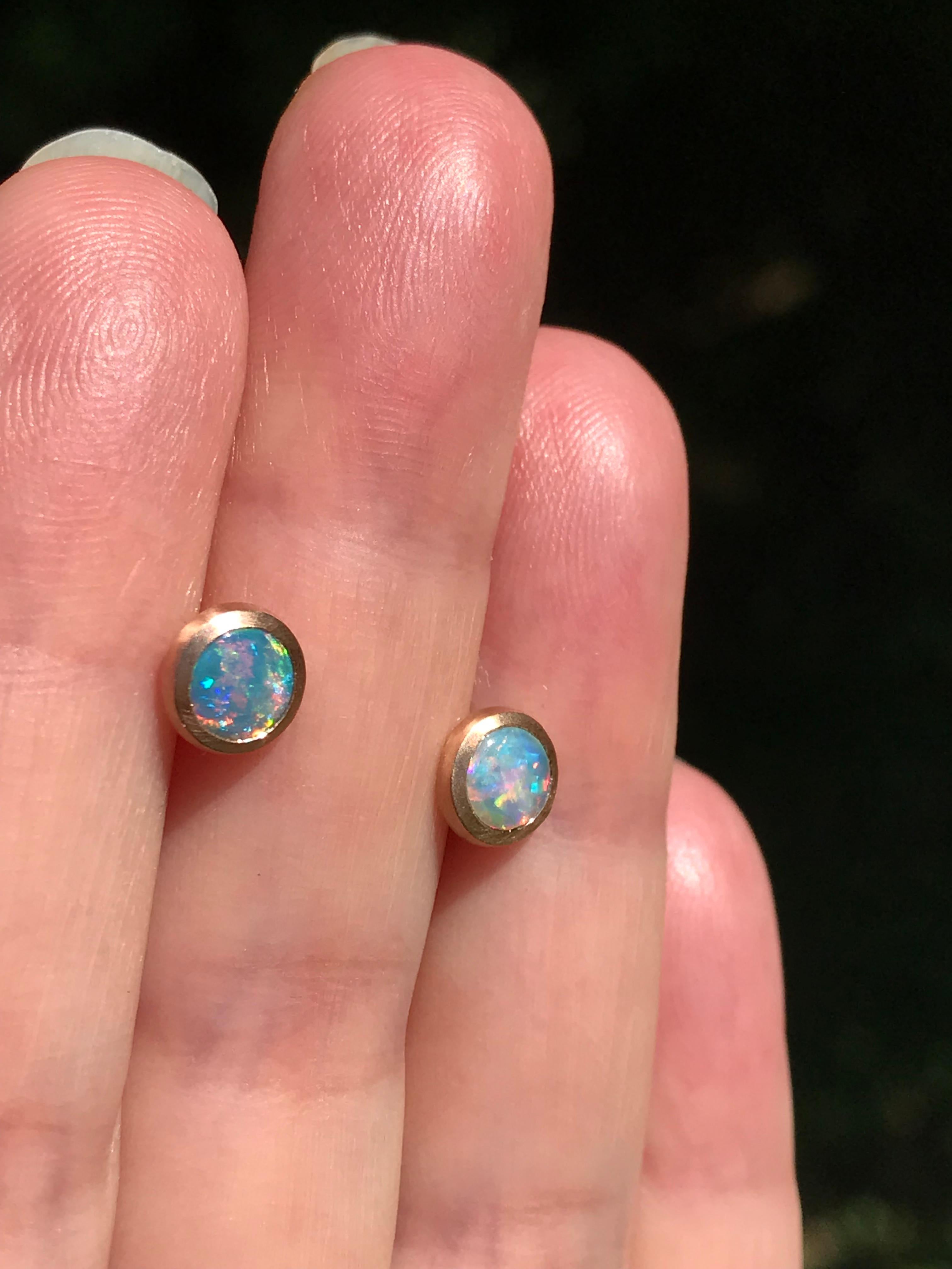 Women's Dalben Round Shape Australian Opal Rose Gold Earrings