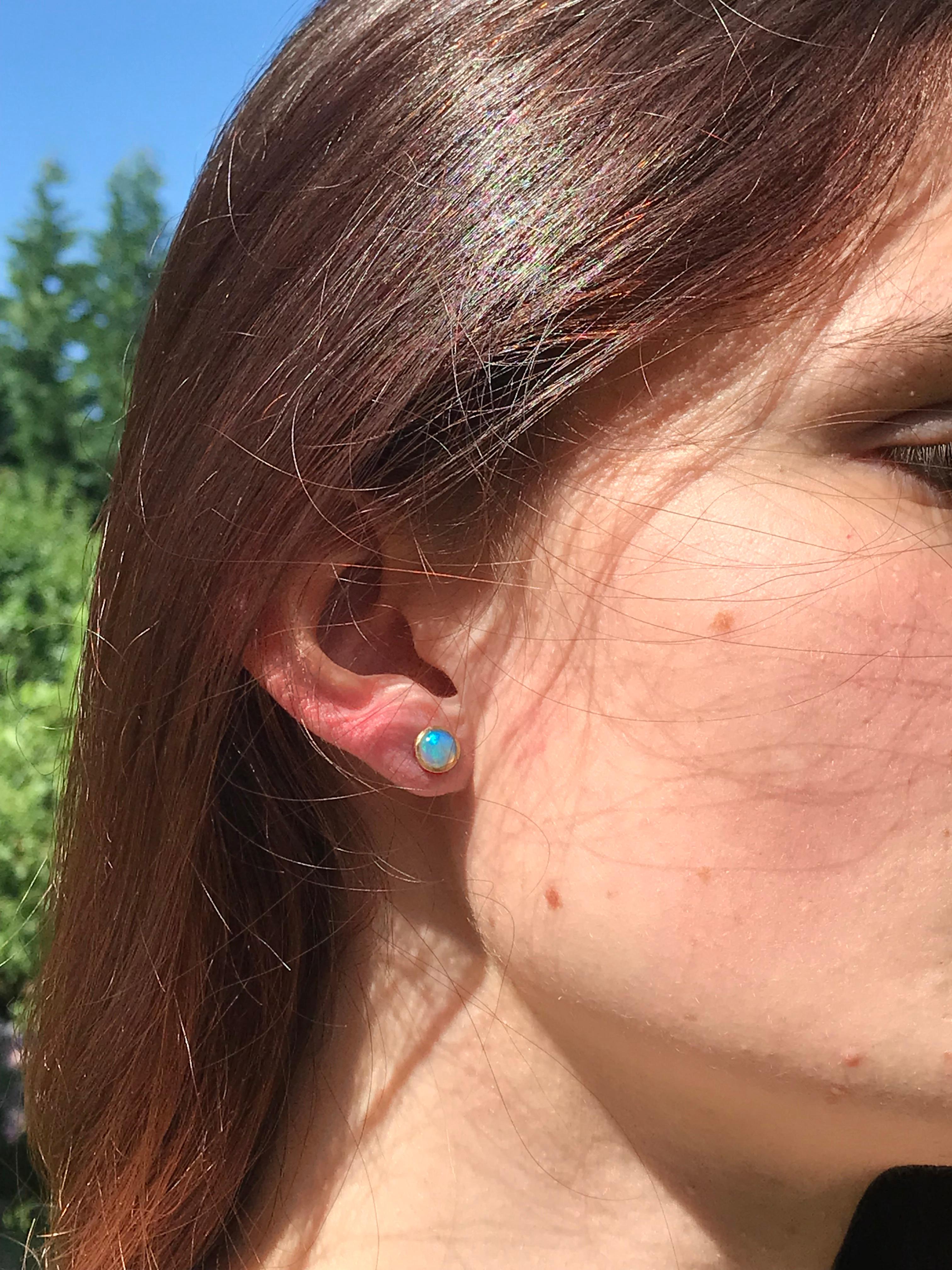 Dalben Round Shape Australian Opal Yellow Gold Earrings In New Condition For Sale In Como, IT