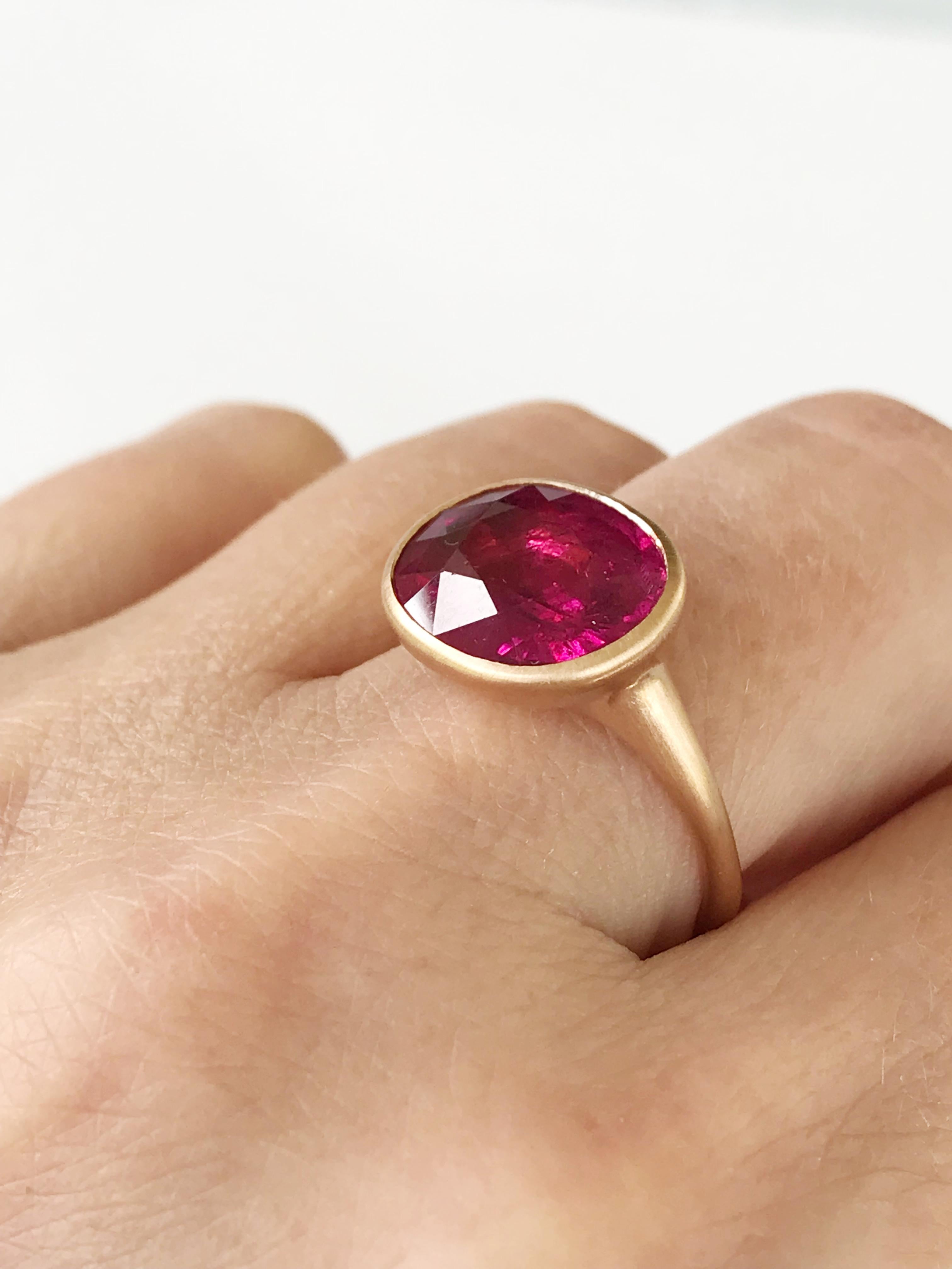 Oval Cut Dalben Rubellite Rose Gold Ring For Sale