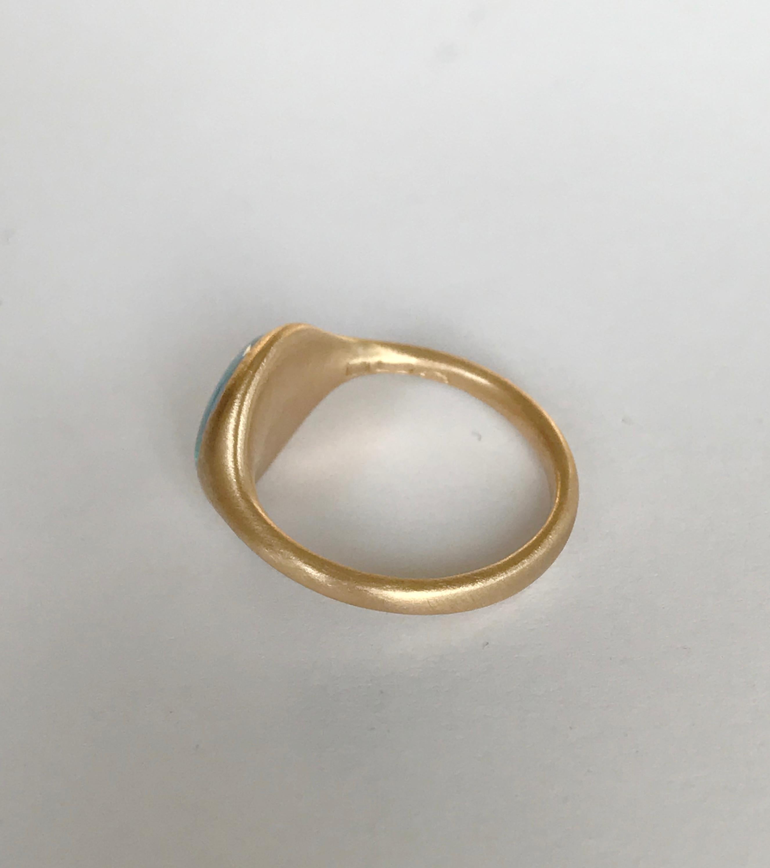 Dalben Small Australian Opal Yellow Gold Ring 7