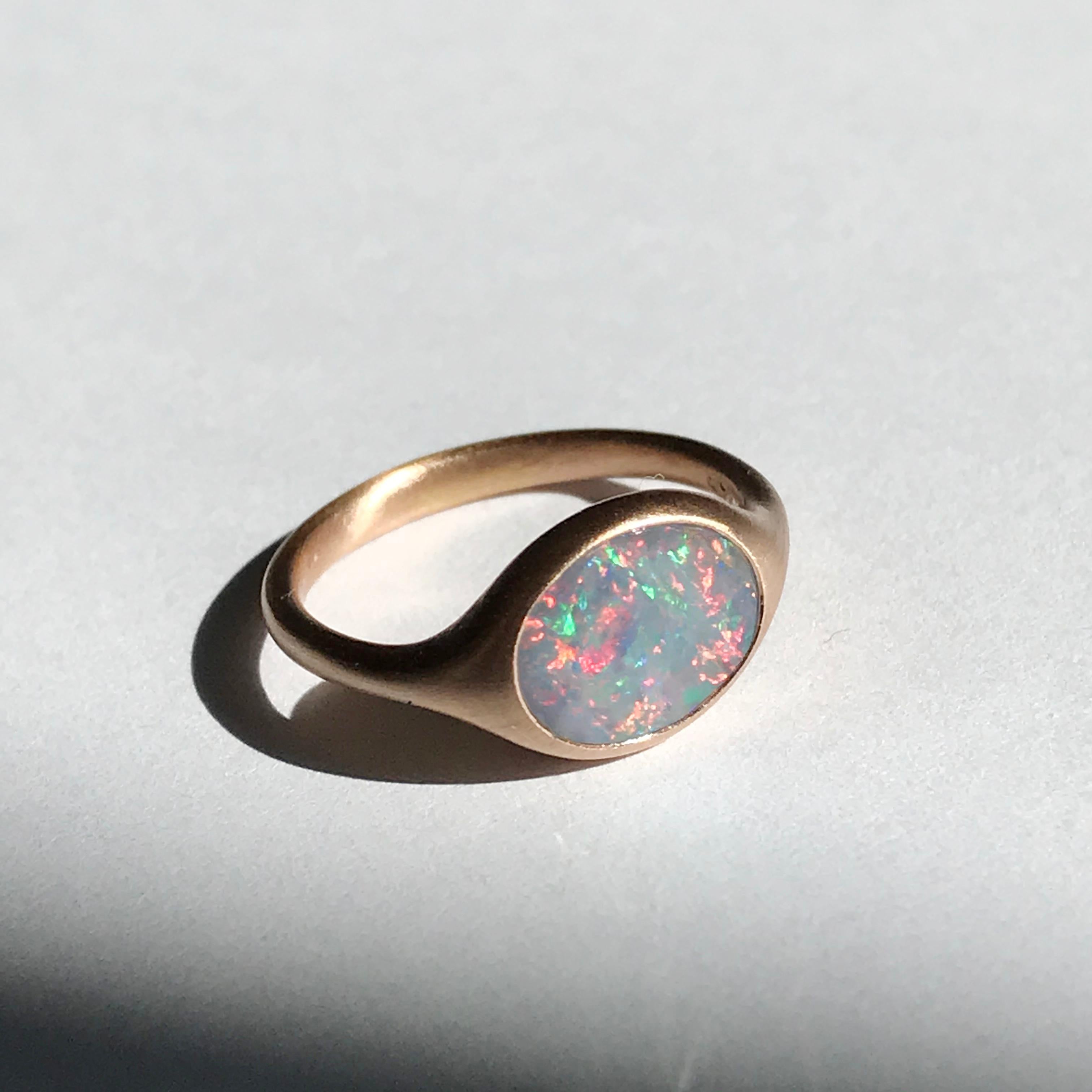 Dalben Small Australian Opal Yellow Gold Ring 6