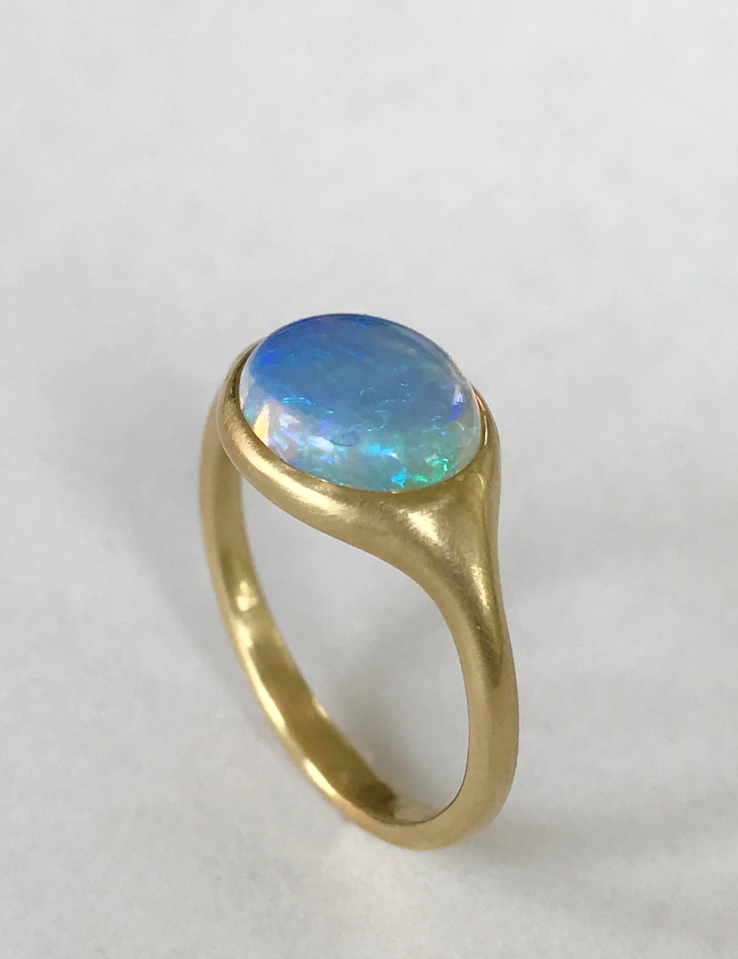 Contemporary Dalben Small Australian Opal Yellow Gold Ring