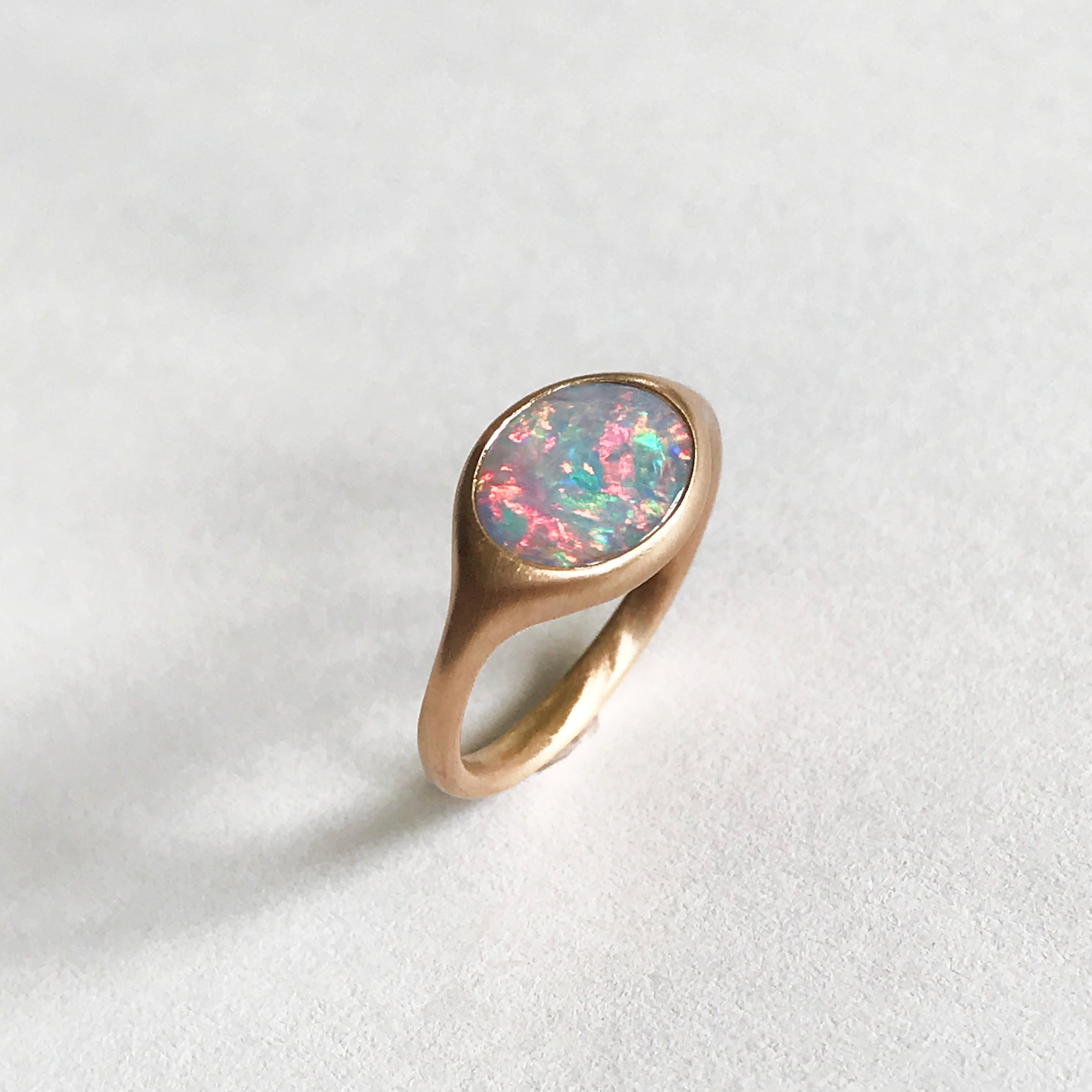 Women's Dalben Small Australian Opal Yellow Gold Ring