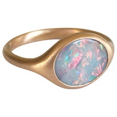 Dalben Small Australian Opal Yellow Gold Ring