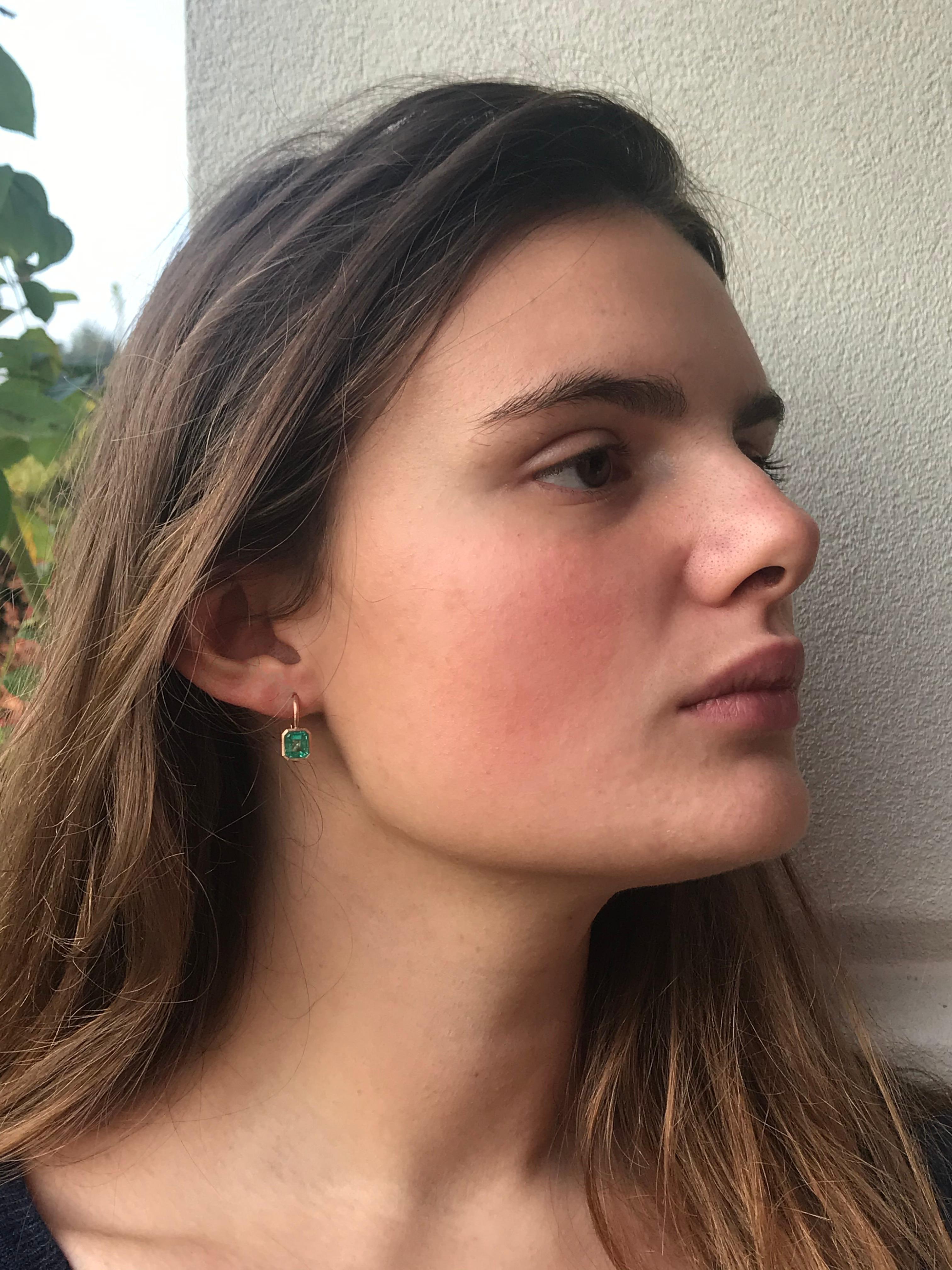 Contemporary Dalben 2, 74 Carat Colombian Emerald Rose Gold Earrings