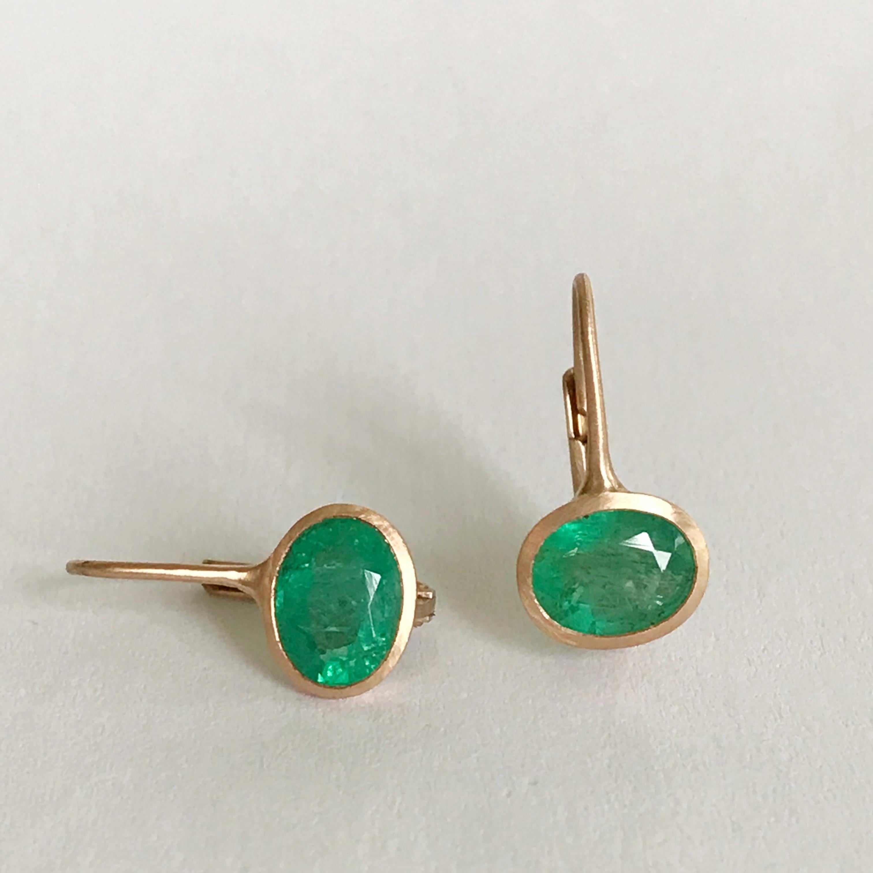 Dalben 2, 63 Carat Oval Cut Emerald Rose Gold Earrings 1