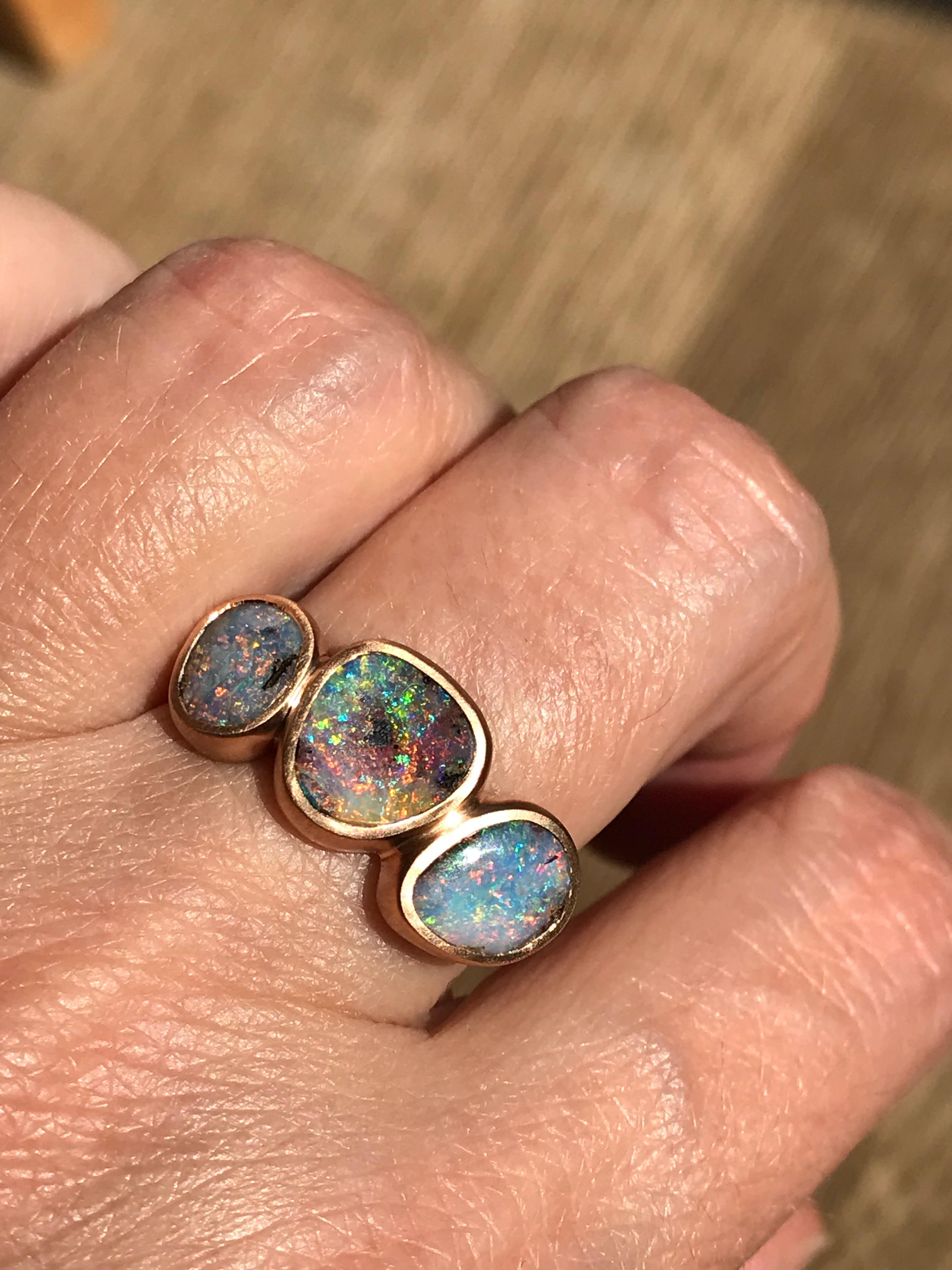 Dalben Trilogy Boulder Opal-Ring aus Roségold im Angebot 11