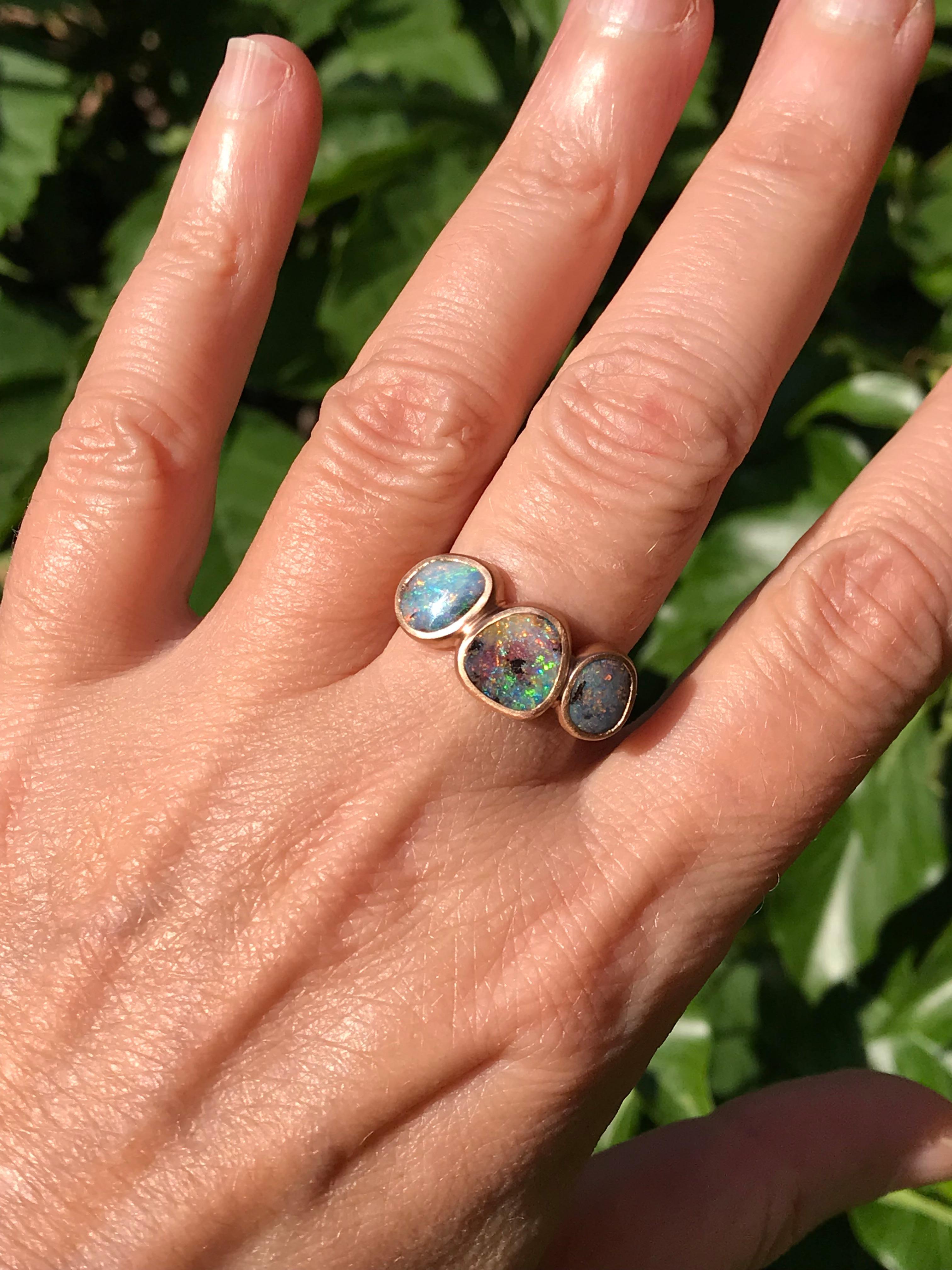 Dalben Trilogy Boulder Opal-Ring aus Roségold im Zustand „Neu“ im Angebot in Como, IT