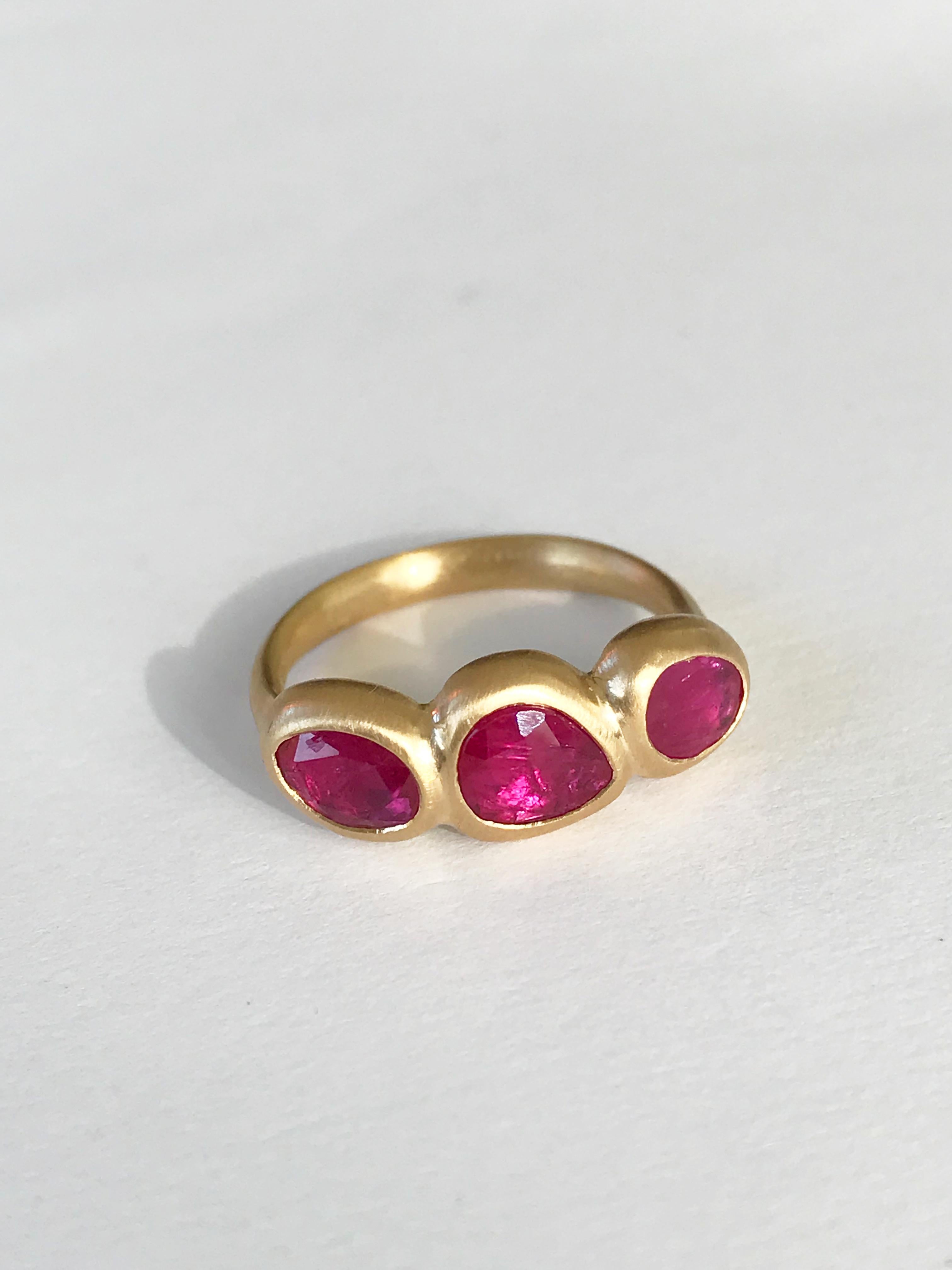 Contemporary Dalben Trilogy Rose Cut Slice Ruby Yellow Gold Ring For Sale
