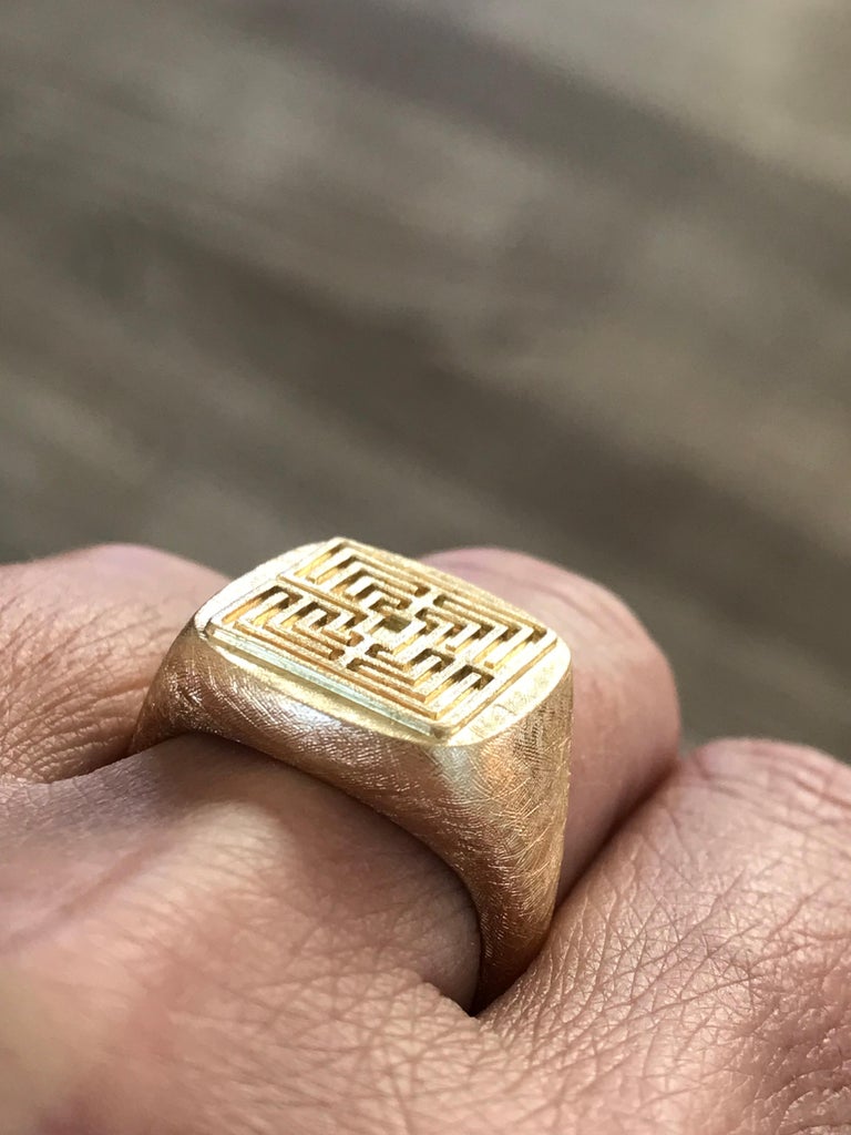 Dalben Yellow Gold Labyrinth Signet Ring For Sale at 1stDibs