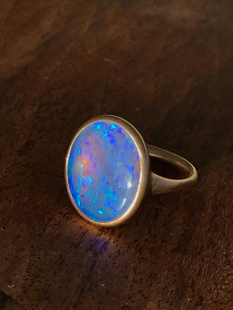 Dalben Yellow Gold Ring with Coober Pedy Opal For Sale 8