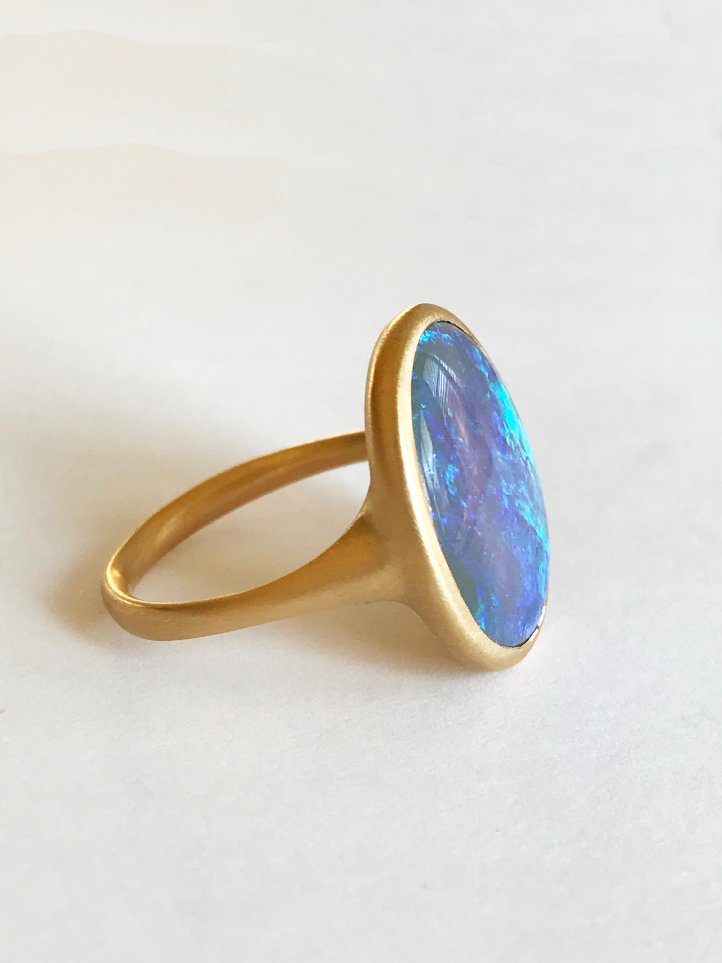 Contemporary Dalben Yellow Gold Ring with Coober Pedy Opal