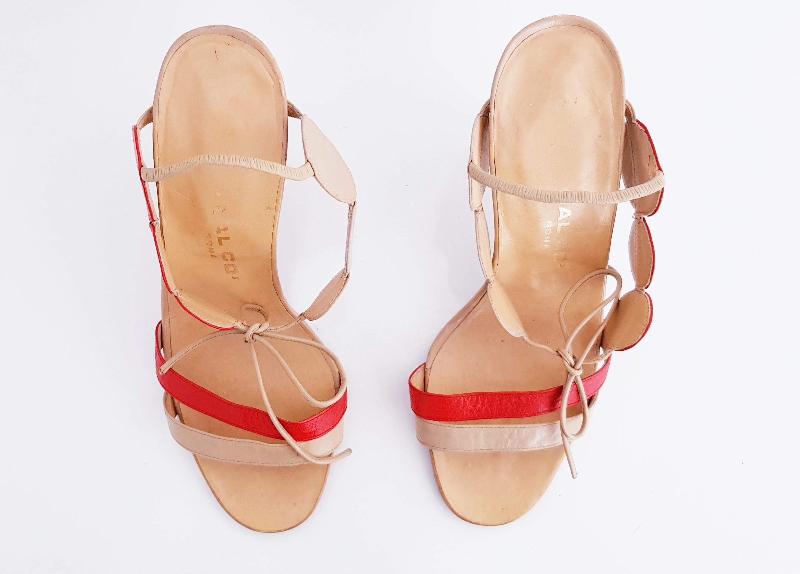 Dalco' Roma for Valentino Open High Heels circular red/beige design. Size 39 1/2 For Sale 5