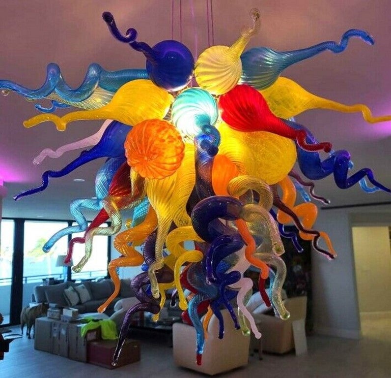For FULL item description be sure to click on CONTINUE READING at the bottom of this listing.

Offering One Of Our Recent Palm Beach Estate Fine Lighting Acquisitions Of A
DALE CHIHULY Confetti Style Hand Blown Glass Chandelier

Each glass