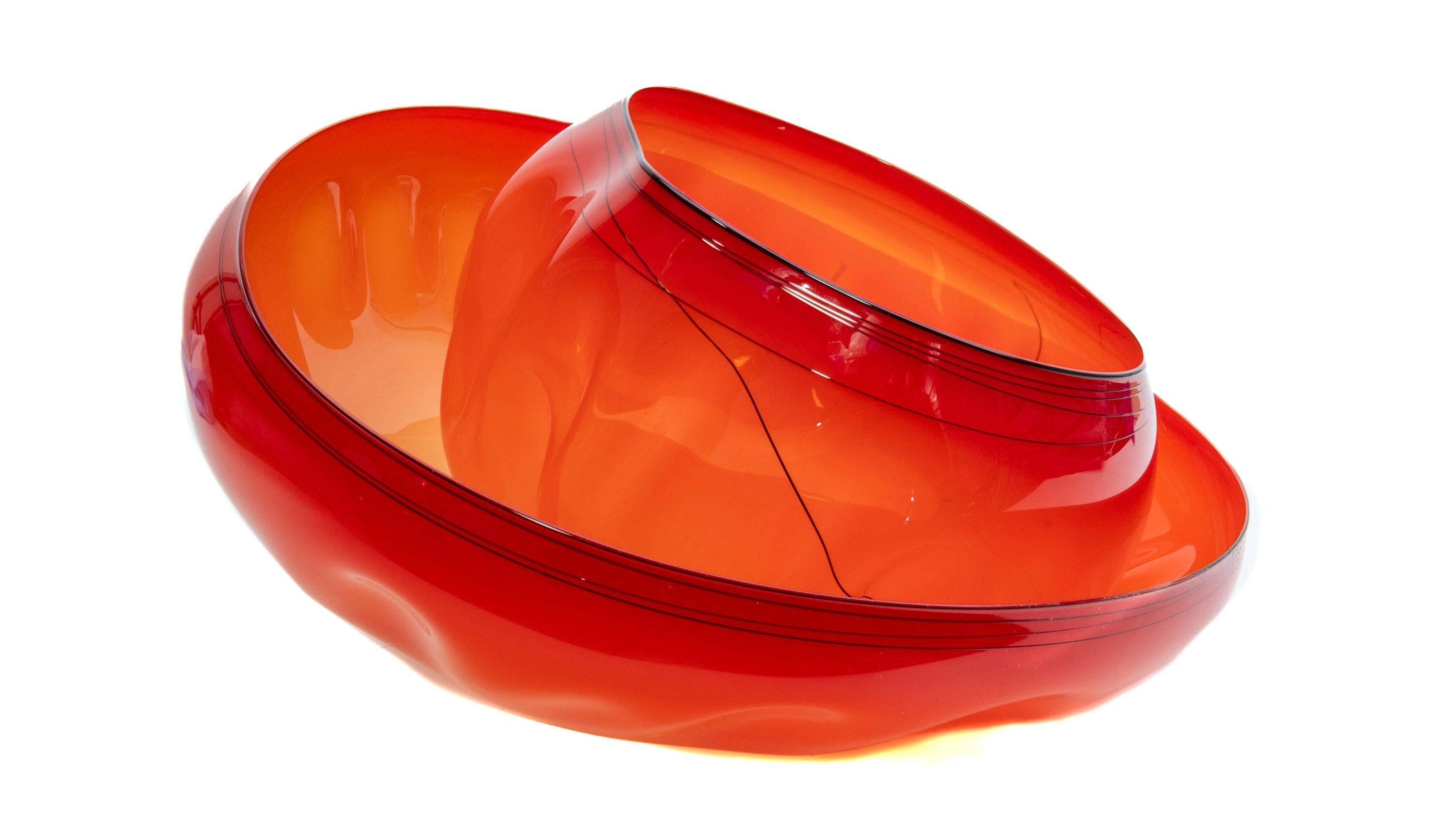 Is all Chihuly glass signed?