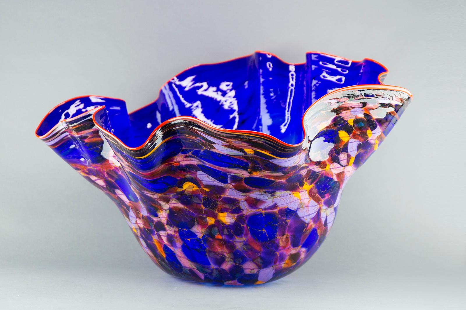 Dale Chihuly Royal Blue Macchia with Para Red Lip Original Handblown Glass  For Sale 1