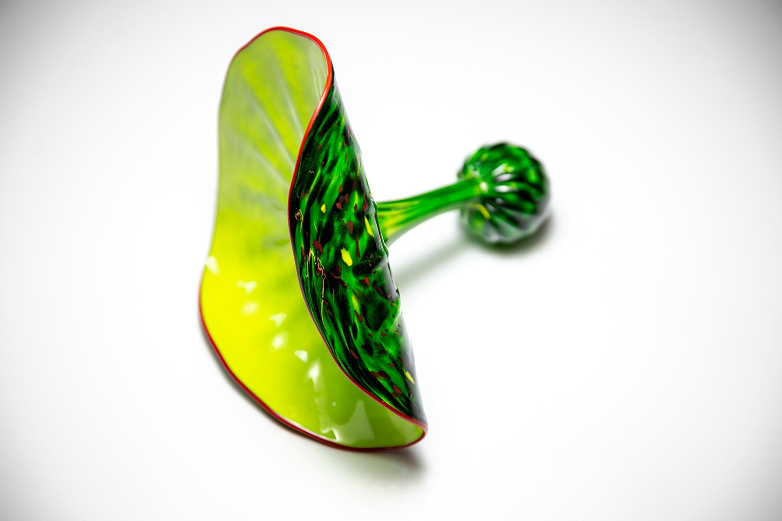 Dale Chihuly – Aspen Green Persian, 2009
Hand Blown Glass
Size: approximately 8 x 9 x 9 inches
Signed by the artist
Certificate of Authenticity Included

The result of Dale Chihuly’s search for new forms, the series Persians comprises of delicate