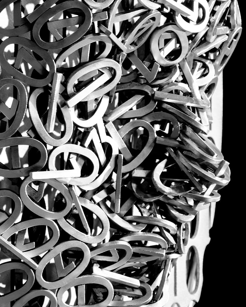 Data Dreams II - figurativ, Aluminium, Metall, Wandskulptur, zeitgenössisch im Angebot 1