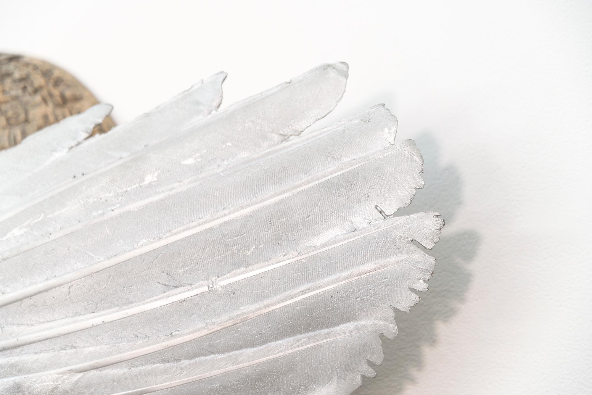 Wings of Perception - sculpture murale contemporaine, figurative, en aluminium en vente 2