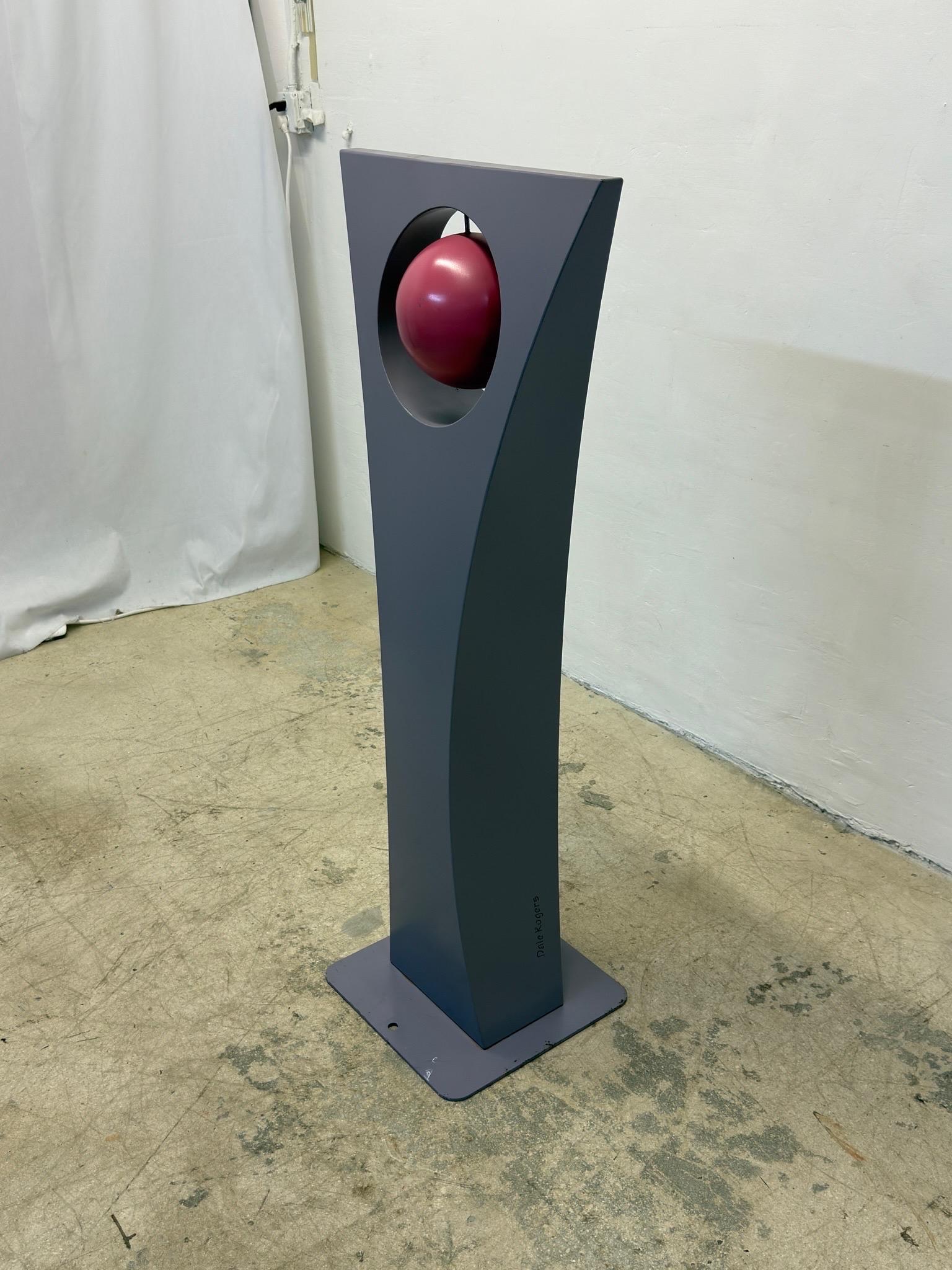 Scultura postmoderna in acciaio per interni/esterni 