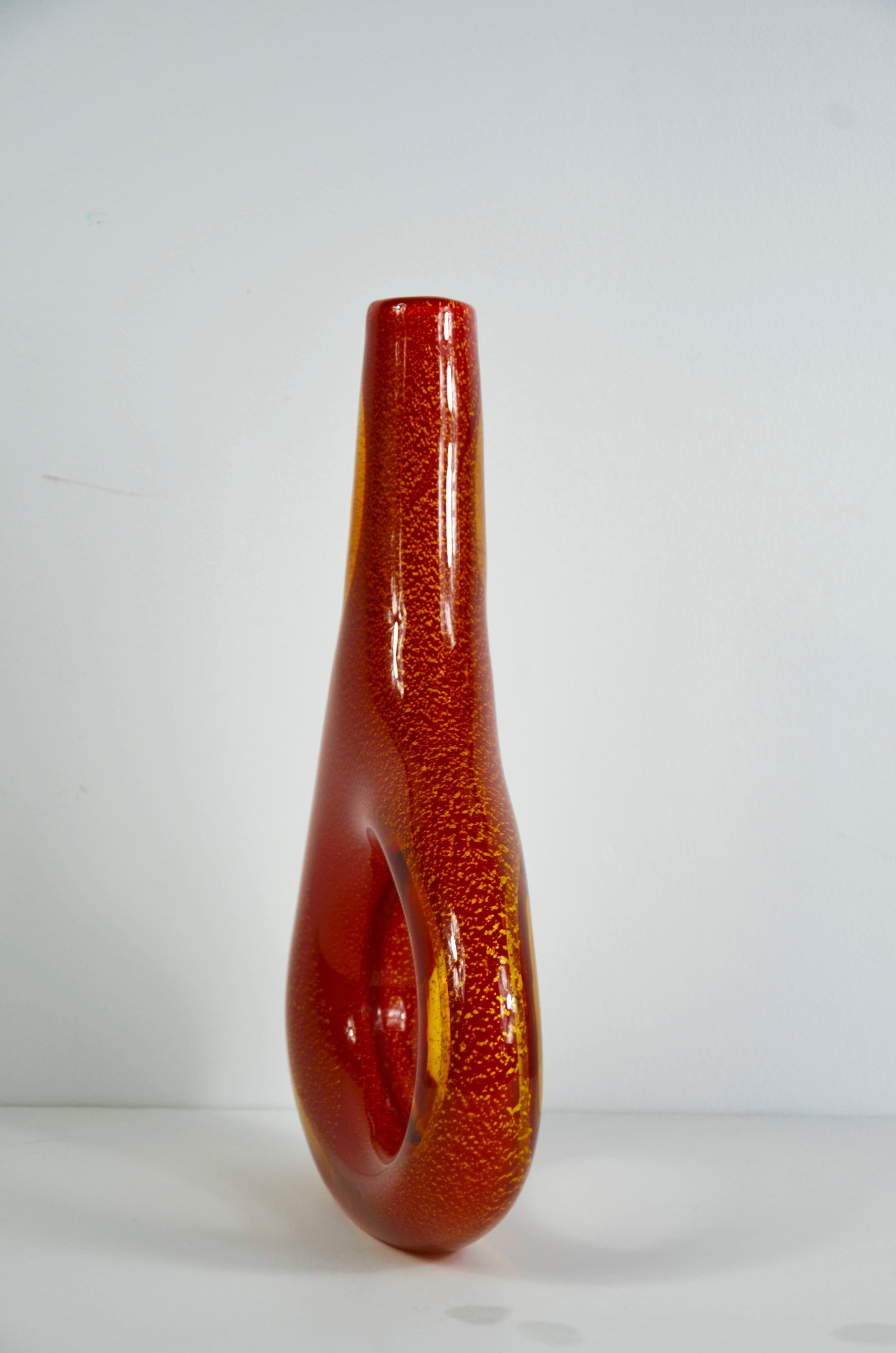 Dale Tiffany Orange Red with Gold Fleck Organic Shape Blown Art Glass Vase In Good Condition In Houston, TX