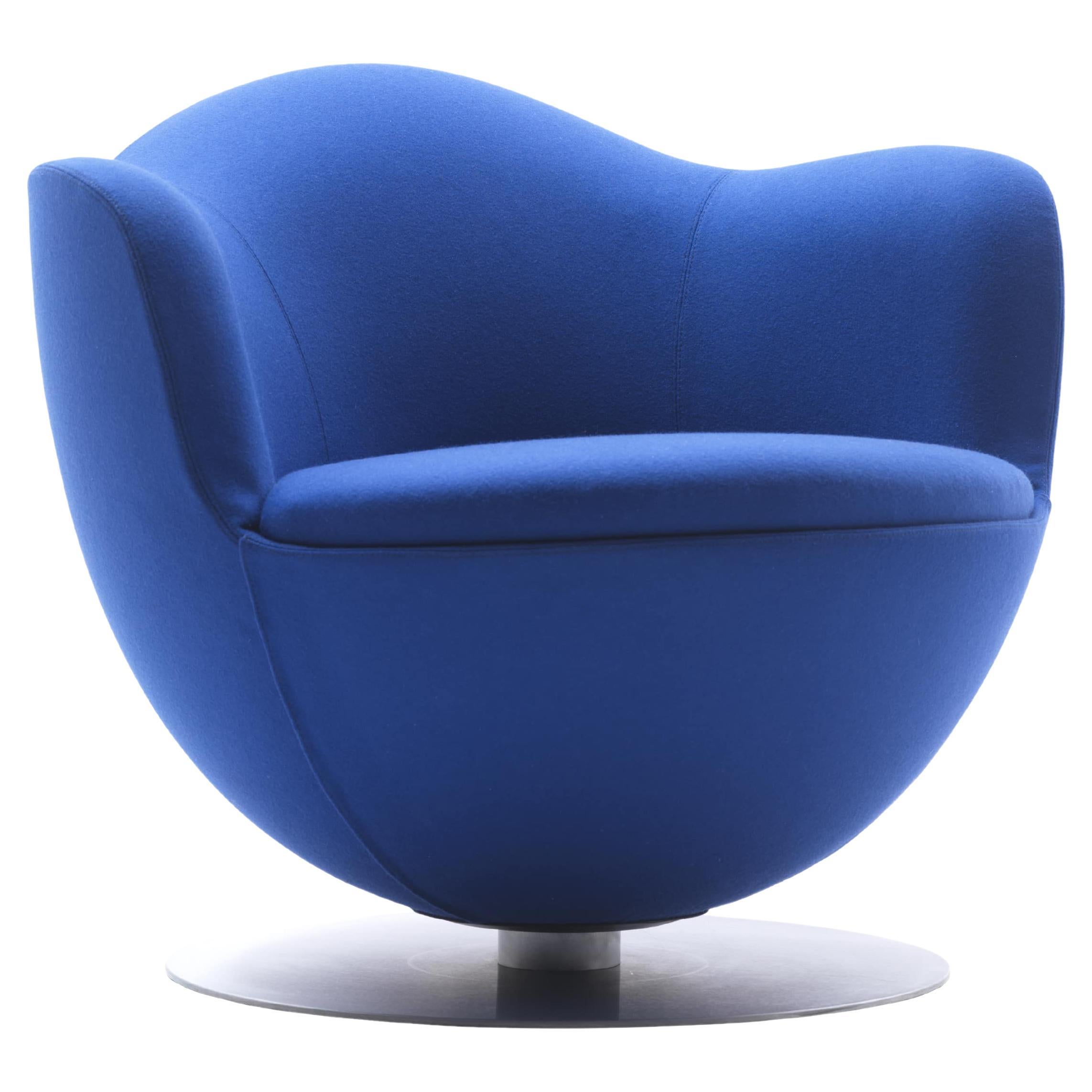 Dalia Armlehnstuhl mit festem Bezug in Blau von Marcel Wanders für Cappellini