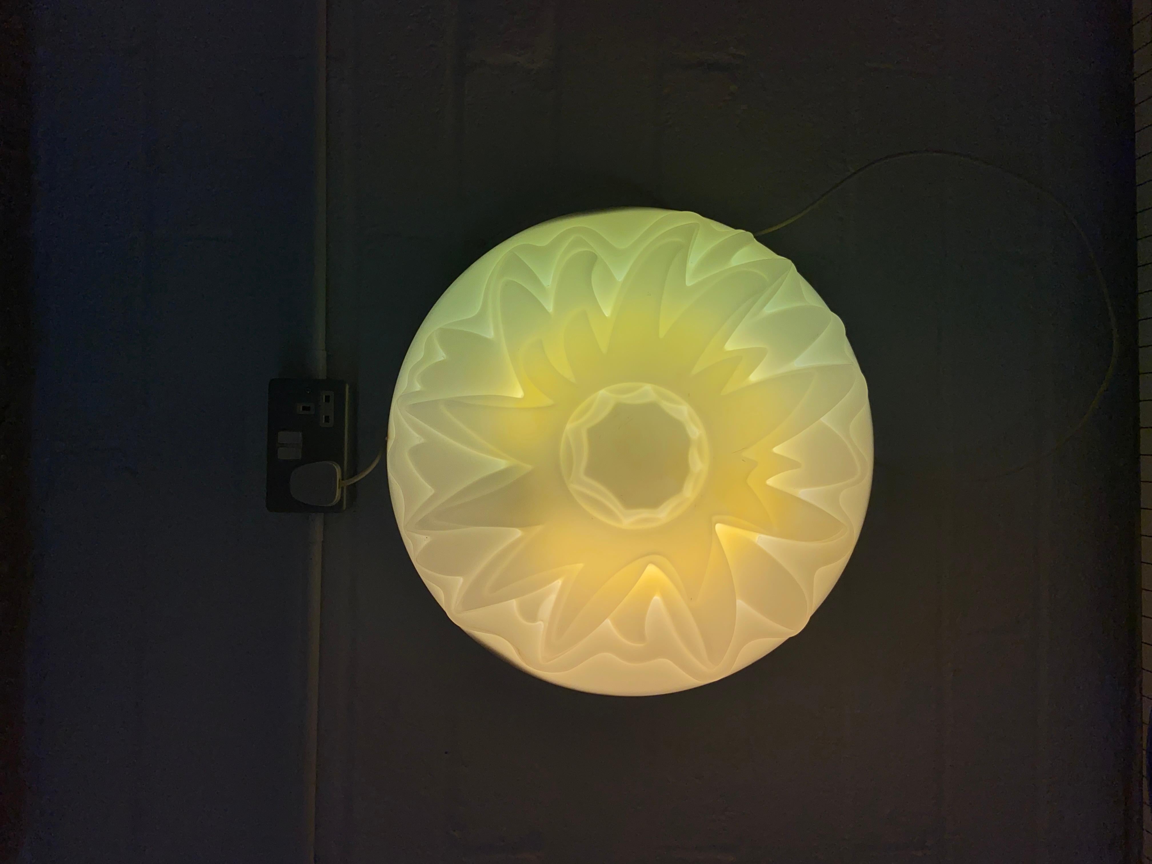 Lampada da parete 'Dalia In condizioni buone in vendita a London, England