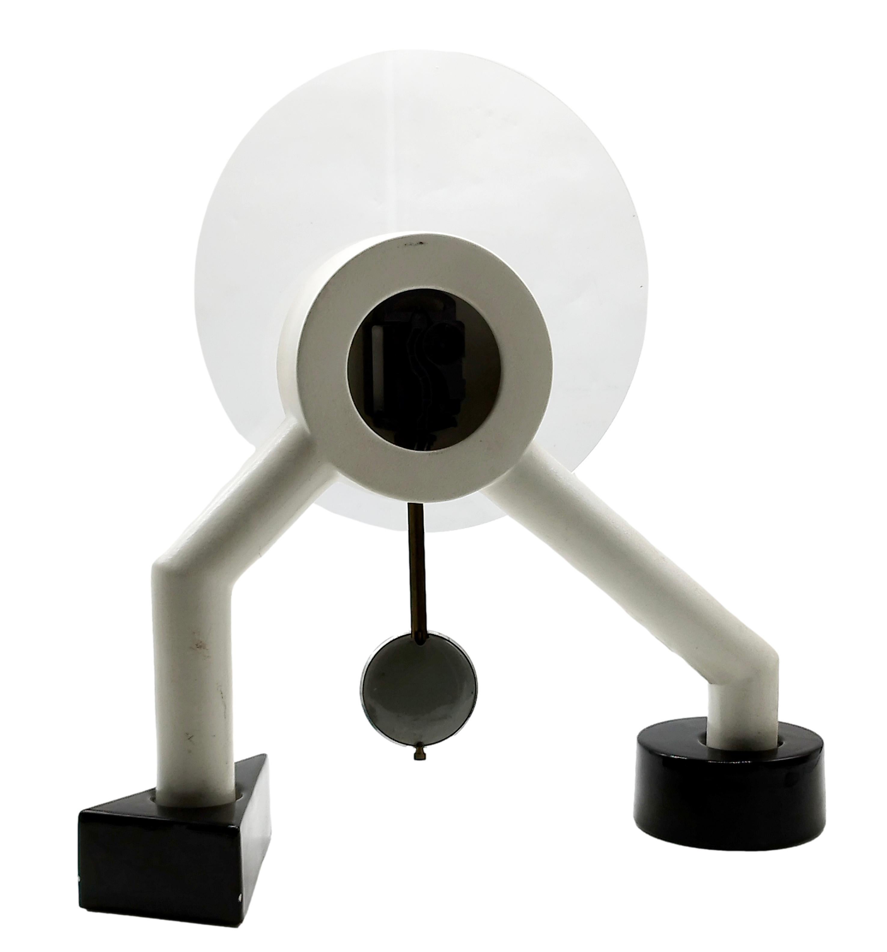 italien Horloge de table en céramique Memphis de Dalla Bassa Maria, Italie, années 1980 en vente