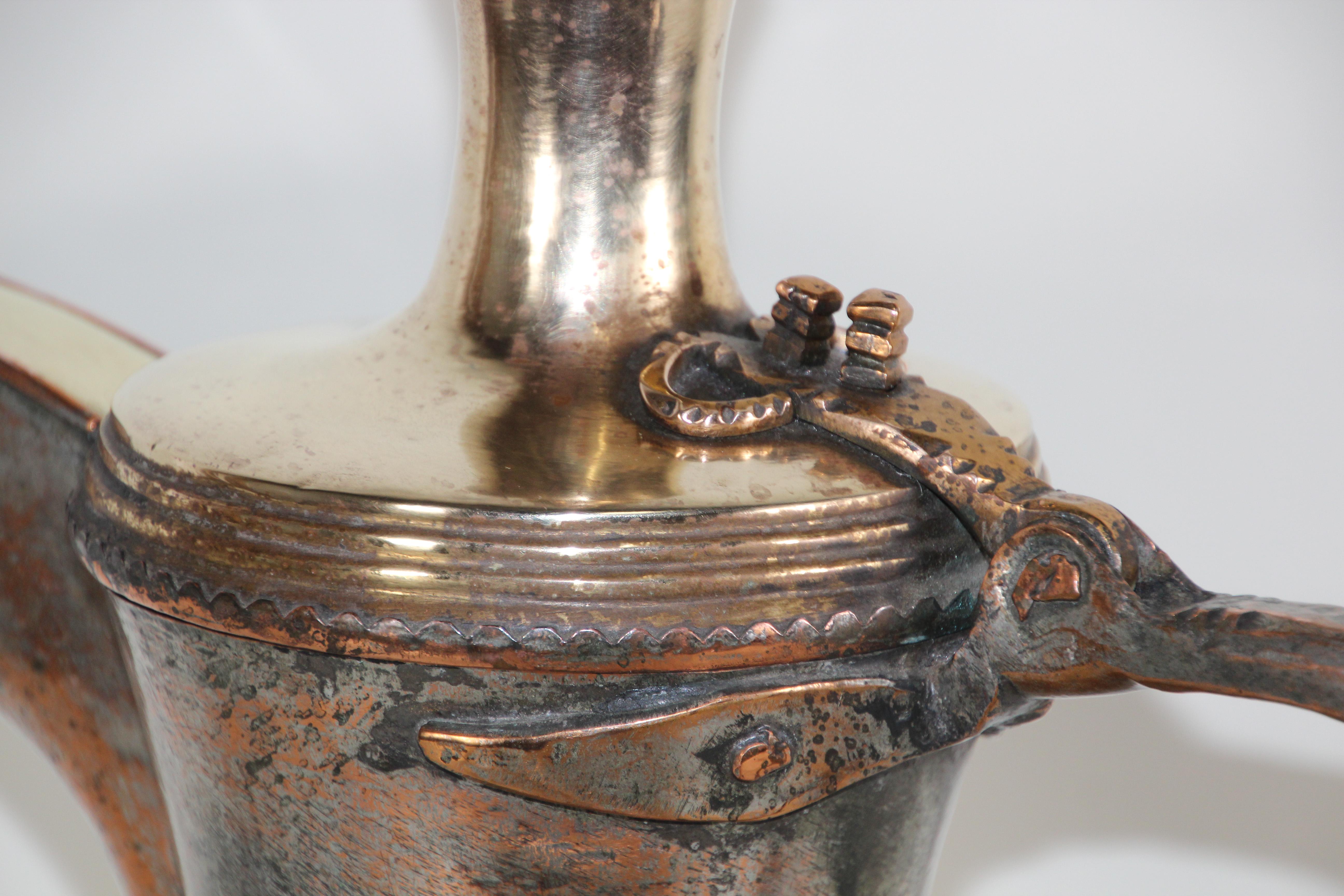 Dallah Middle Eastern Oversized Arabian Copper Coffee Pot 2