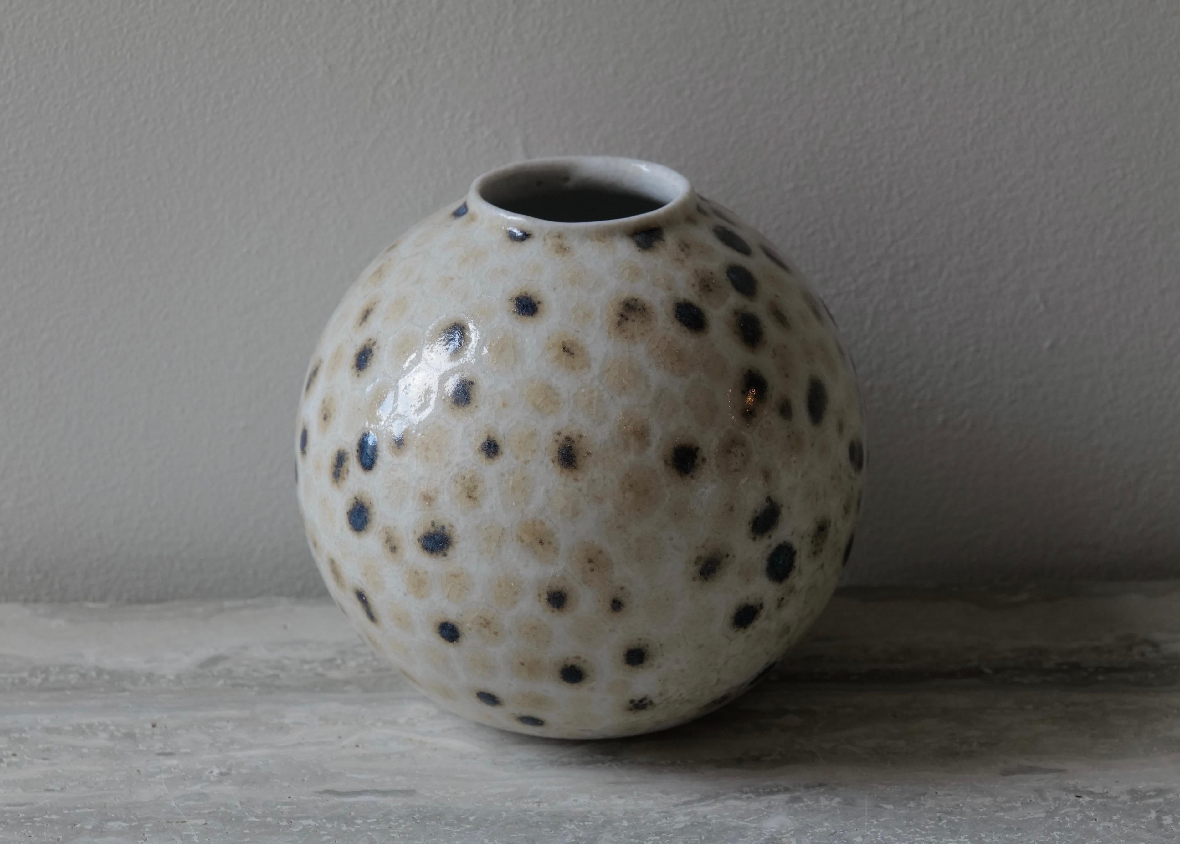 Dalmatiner Medium Globe Vase im Angebot 1