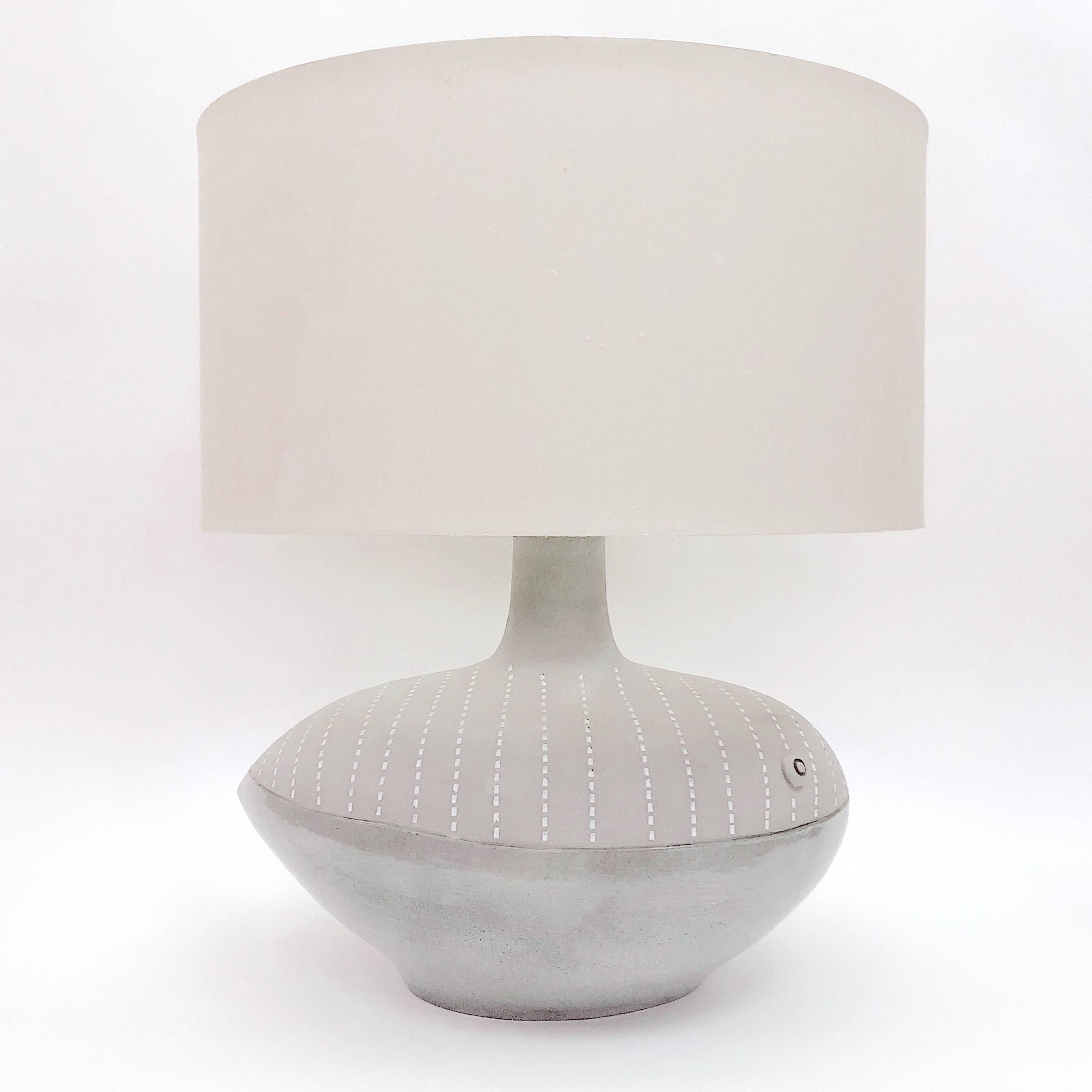 Dalo, Ceramic Lamp Base Glazed in Grey In Excellent Condition For Sale In NICE, FR