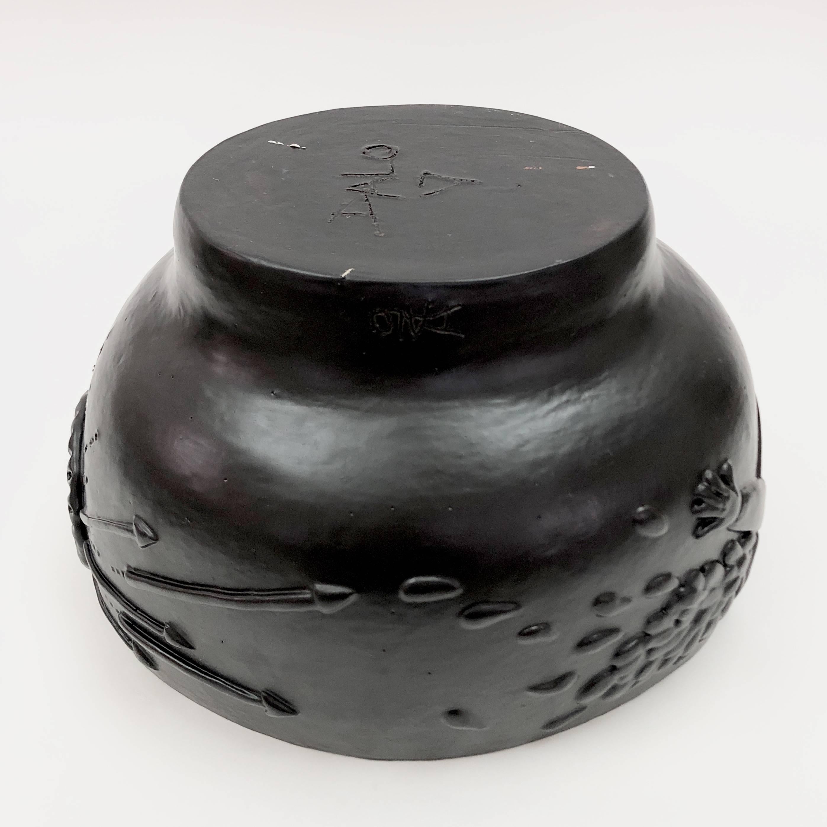 Dalo, Large Decorative Ceramic Bowl For Sale 2