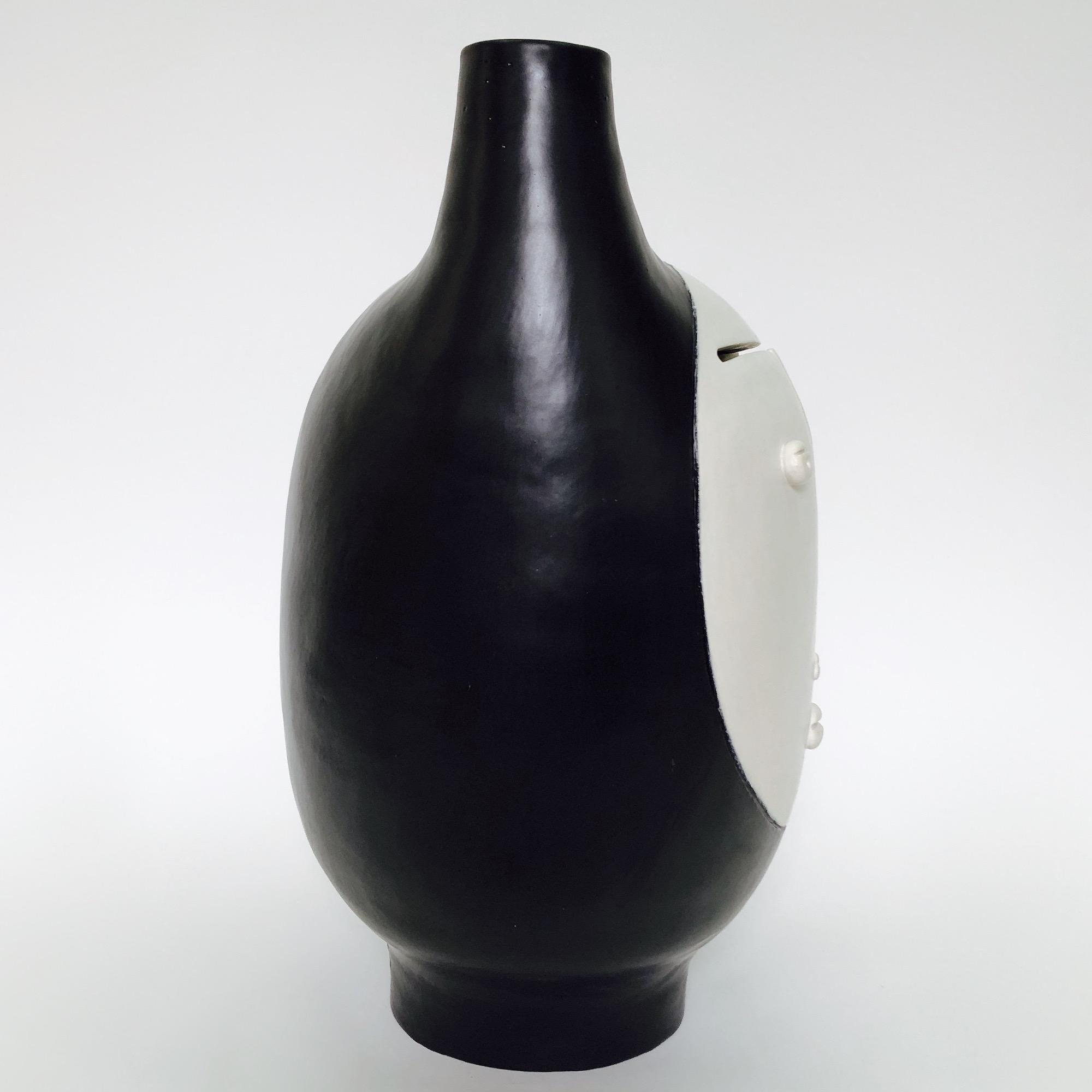Organic Modern Dalo, Black and White Ceramic Table Lamp